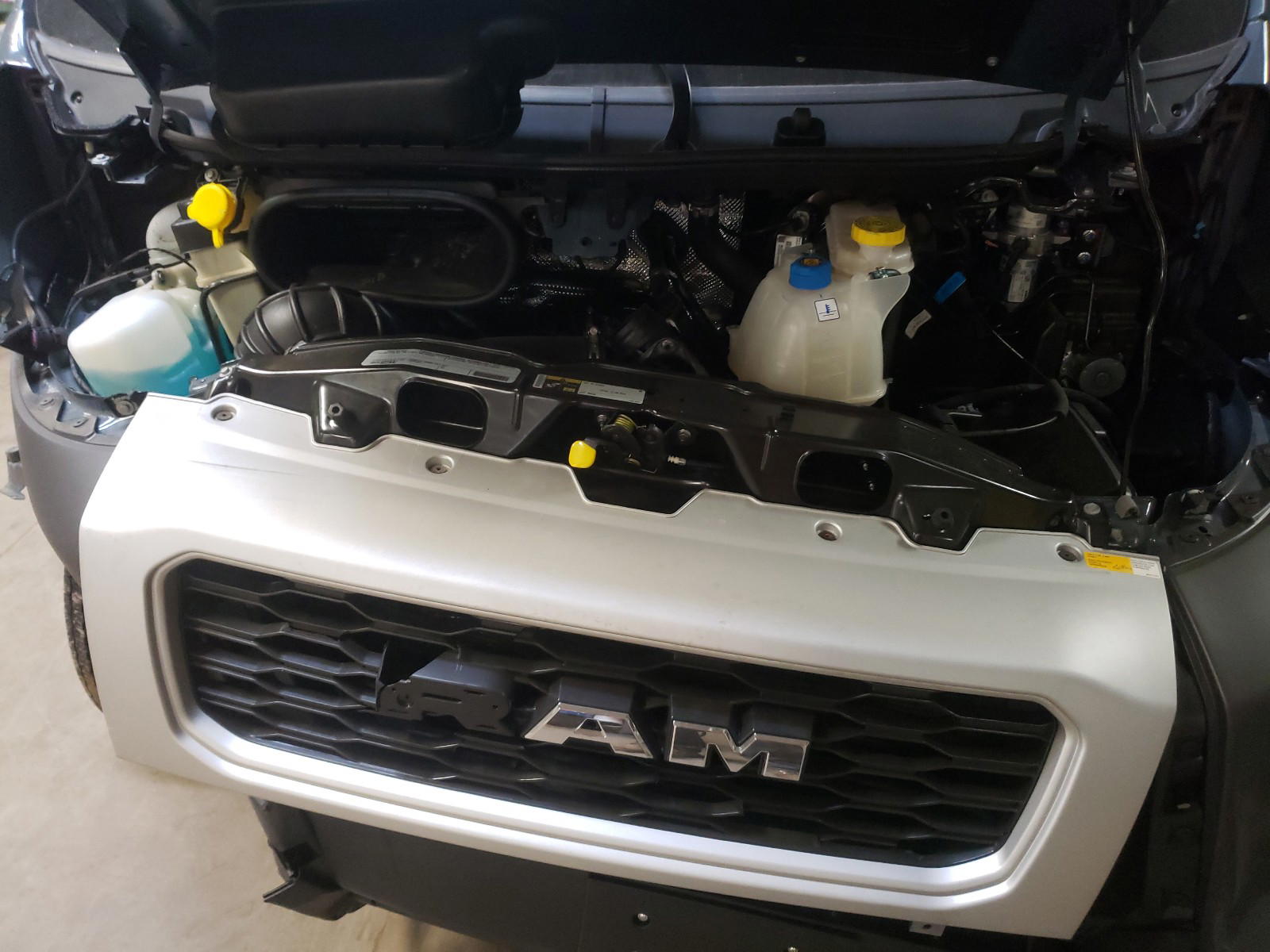 Photo 7 from auction – 2020 RAM PROMASTER with VIN 3C6URVJG1LE133871