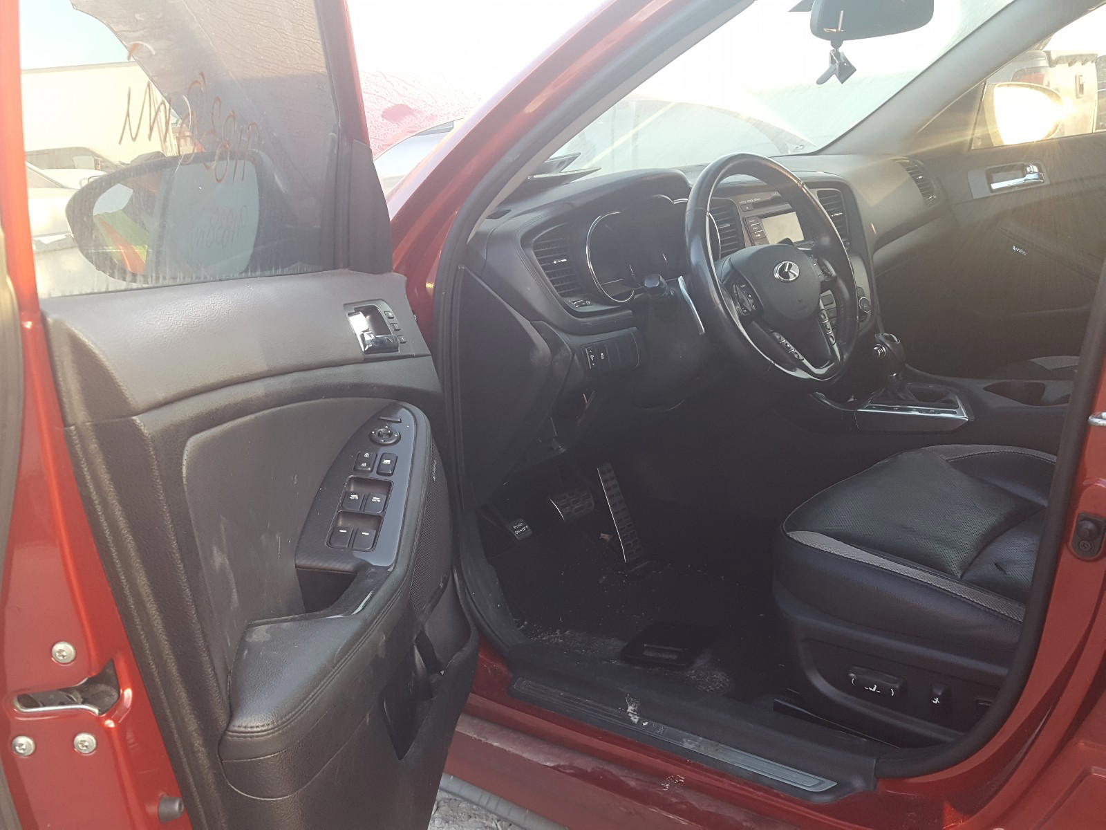 Photo 9 from auction – 2013 KIA OPTIMA SX with VIN 5XXGR4A65DG244682