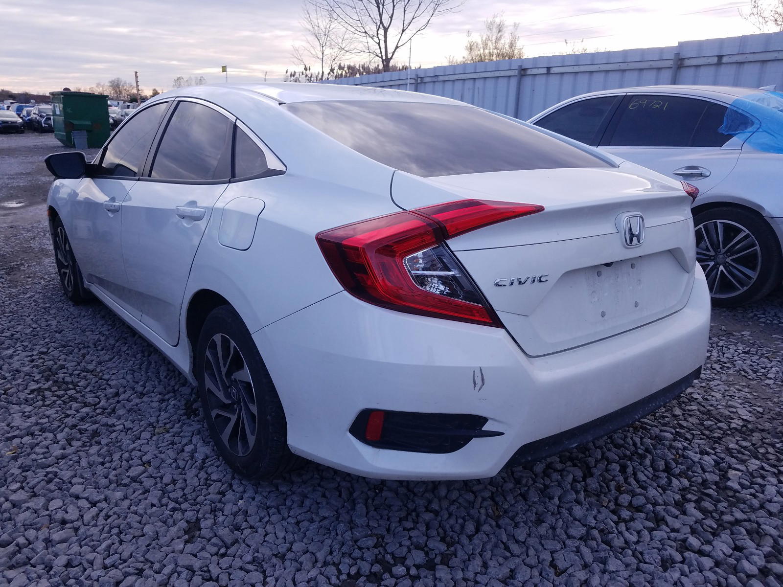Photo 3 from auction – 2016 HONDA CIVIC EX with VIN 2HGFC2F73GH002642
