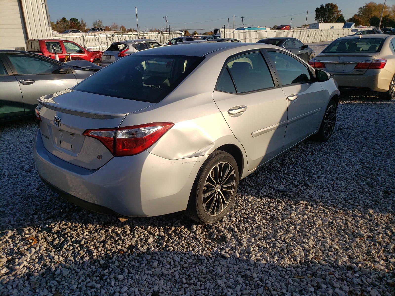 Photo 4 from auction – 2014 TOYOTA COROLLA L with VIN 2T1BURHE1EC001687