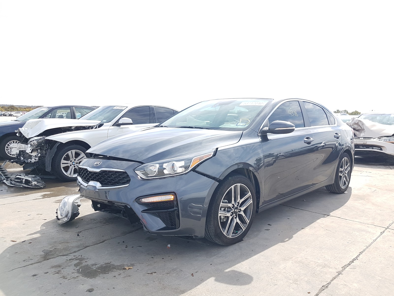 Photo 2 from auction – 2019 KIA FORTE EX with VIN 3KPF54AD5KE057129
