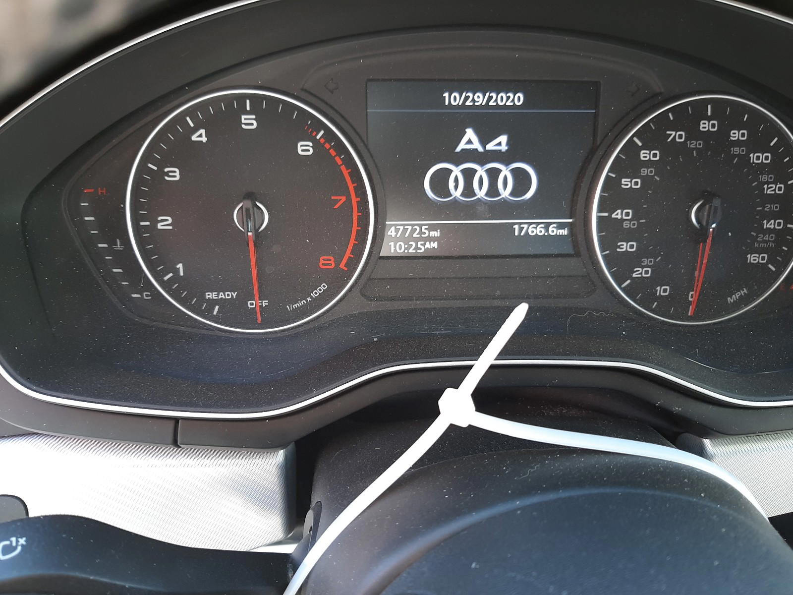 Photo 8 from auction – 2017 AUDI A4 PREMIUM with VIN WAUGNAF48HN058949