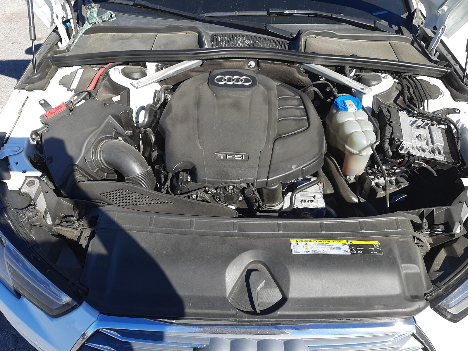 Photo 7 from auction – 2017 AUDI A4 PREMIUM with VIN WAUGNAF48HN058949