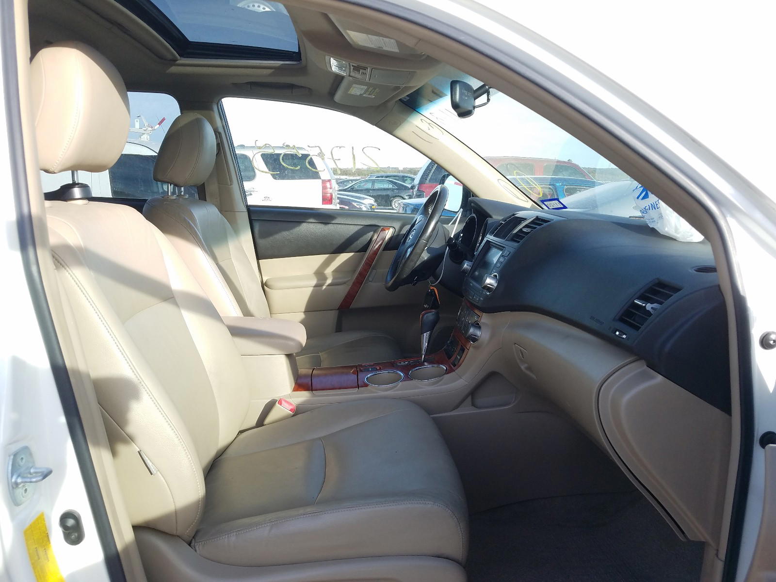 Photo 5 from auction – 2008 TOYOTA HIGHLANDER with VIN JTEES42A082027532