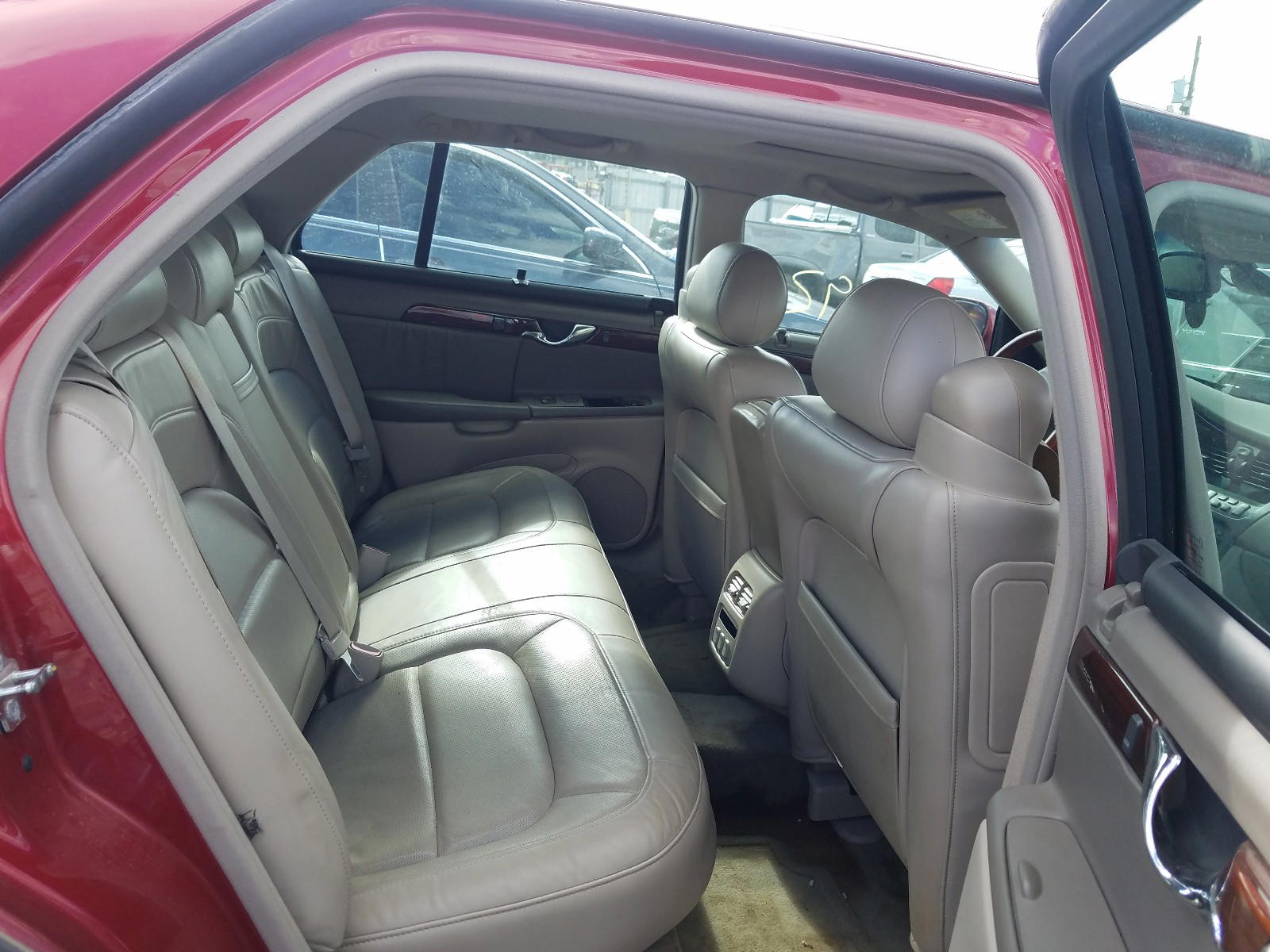 Photo 6 from auction – 2004 CADILLAC DEVILLE DH with VIN 1G6KE57Y64U177916