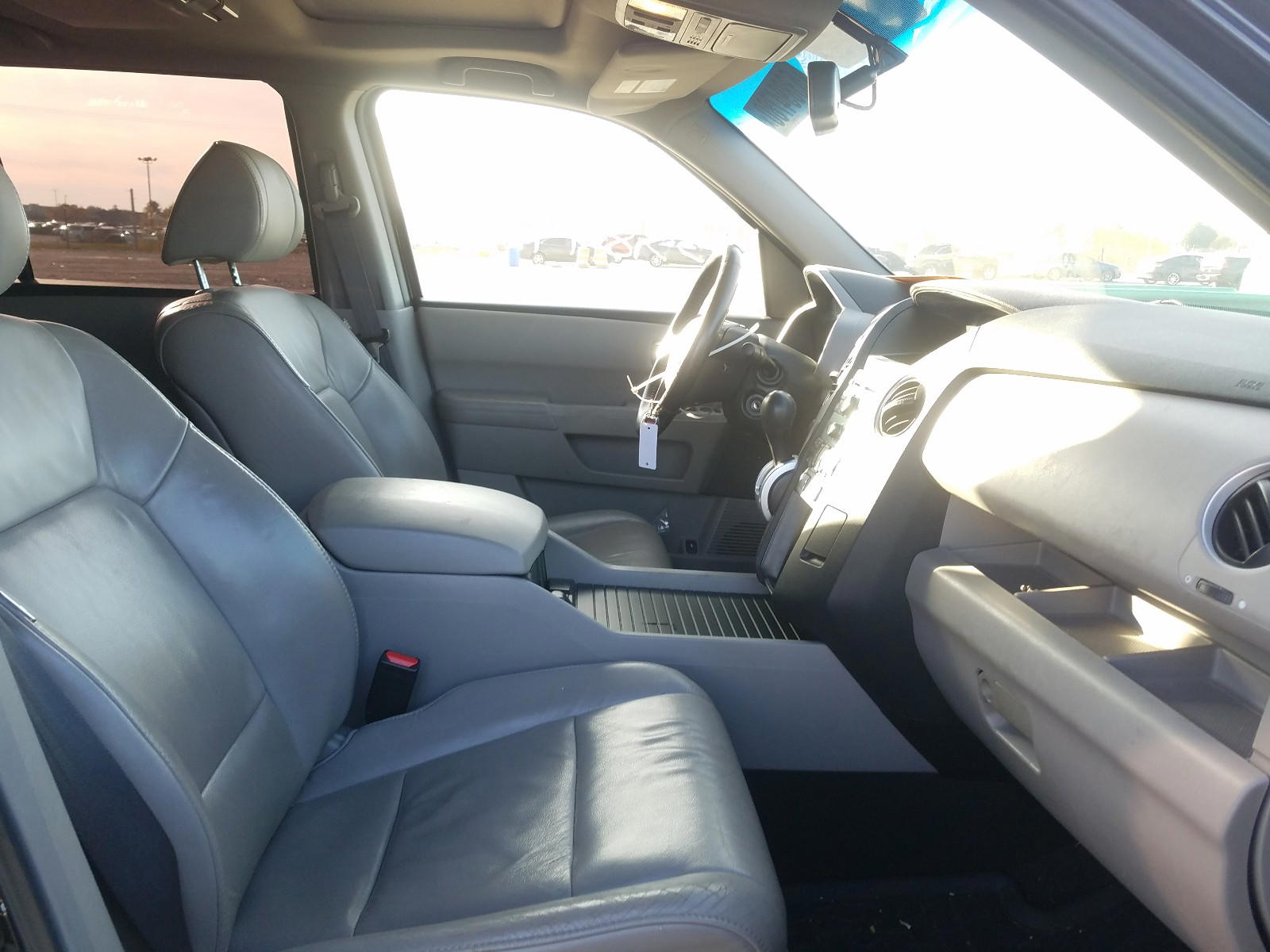 Photo 5 from auction – 2011 HONDA PILOT EXL with VIN 5FNYF4H5XBB052264