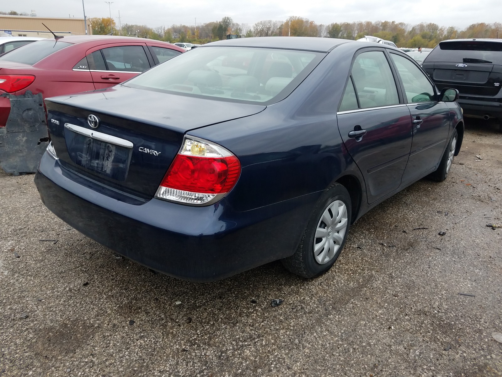 Photo 4 from auction – 2005 TOYOTA CAMRY LE with VIN 4T1BE32KX5U594473