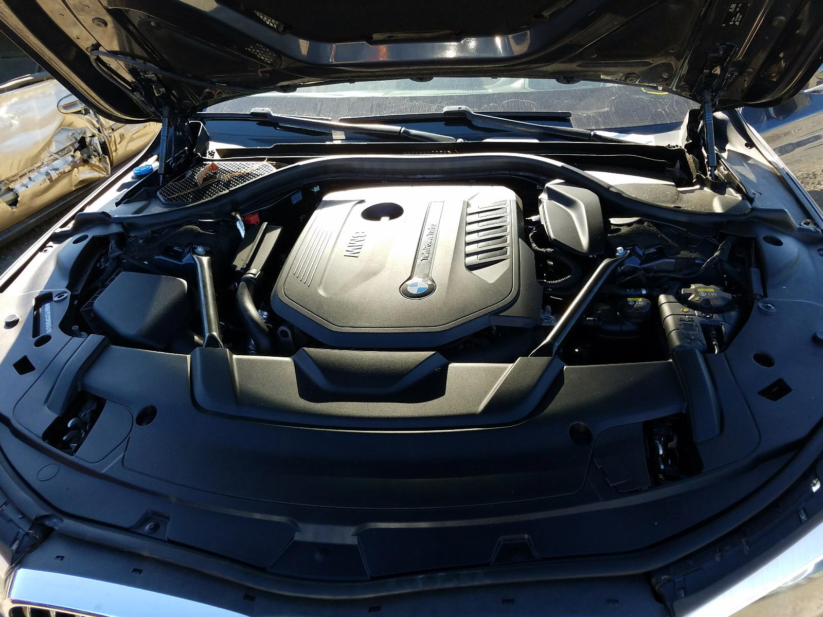 Photo 7 from auction – 2016 BMW 740 I with VIN WBA7E2C57GG547803