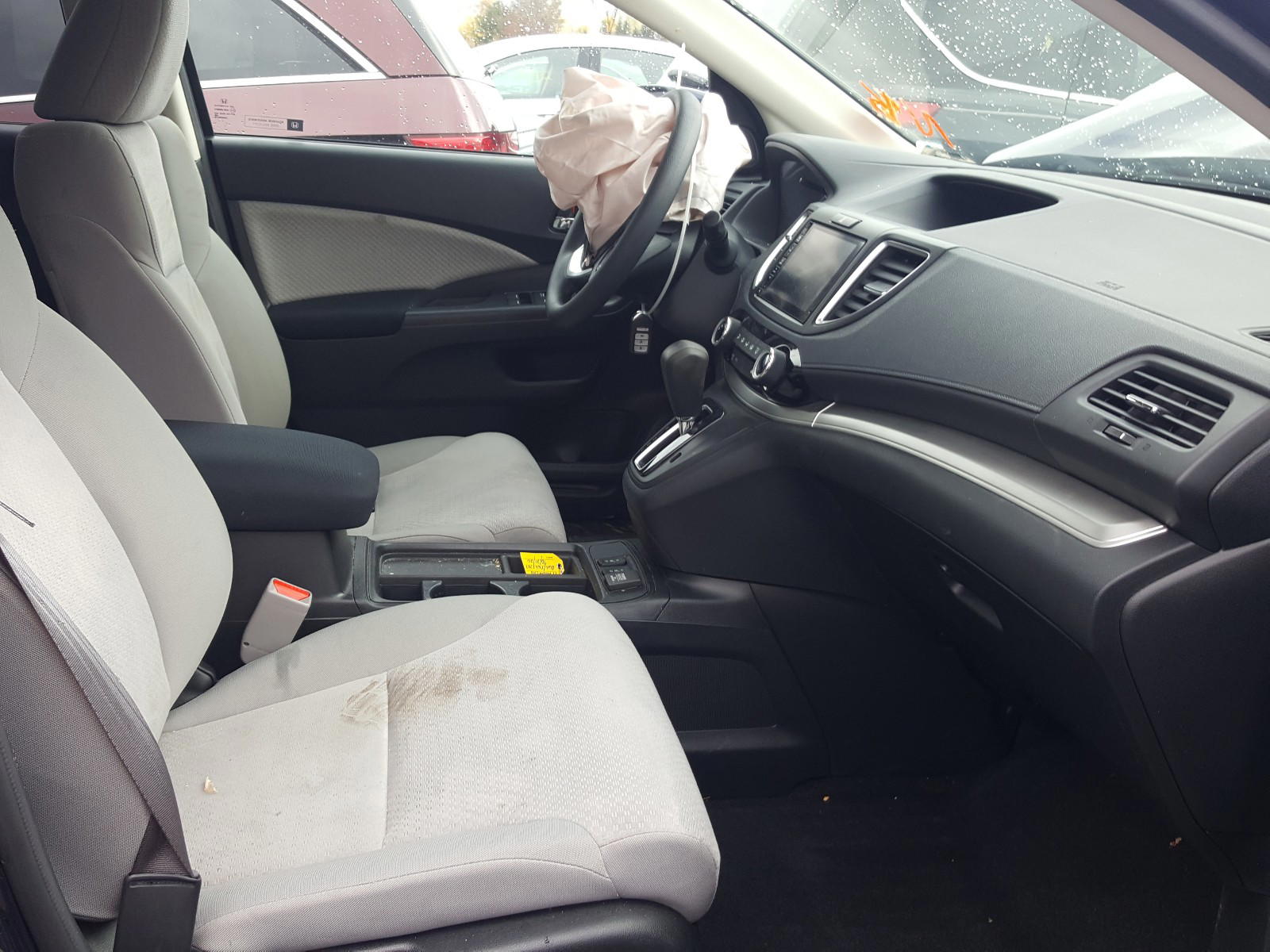Photo 15 from auction – 2016 HONDA CR-V EX with VIN 2HKRM4H52GH712896