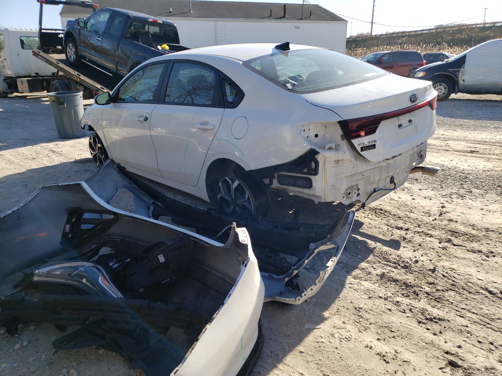 Photo 3 from auction – 2019 KIA FORTE FE with VIN 3KPF24AD5KE026858