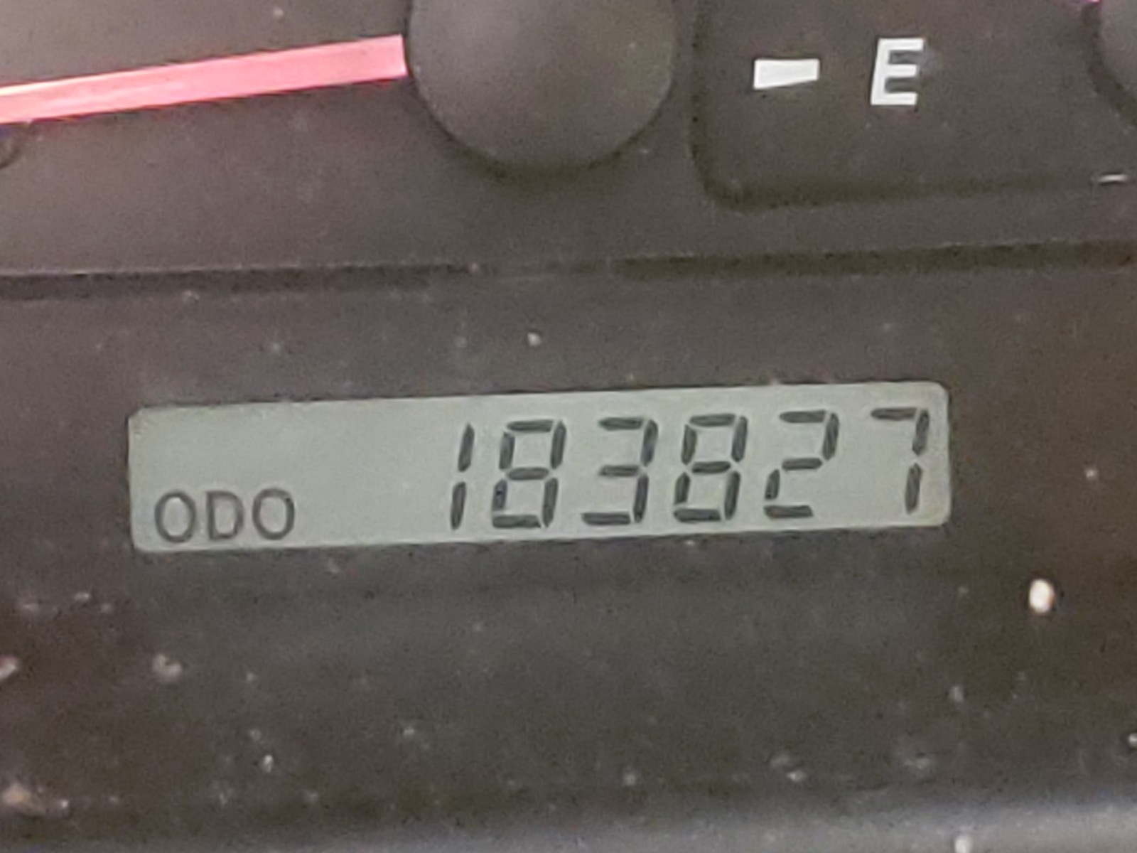 Photo 8 from auction – 2002 TOYOTA CAMRY LE with VIN 4T1BE32K82U062313