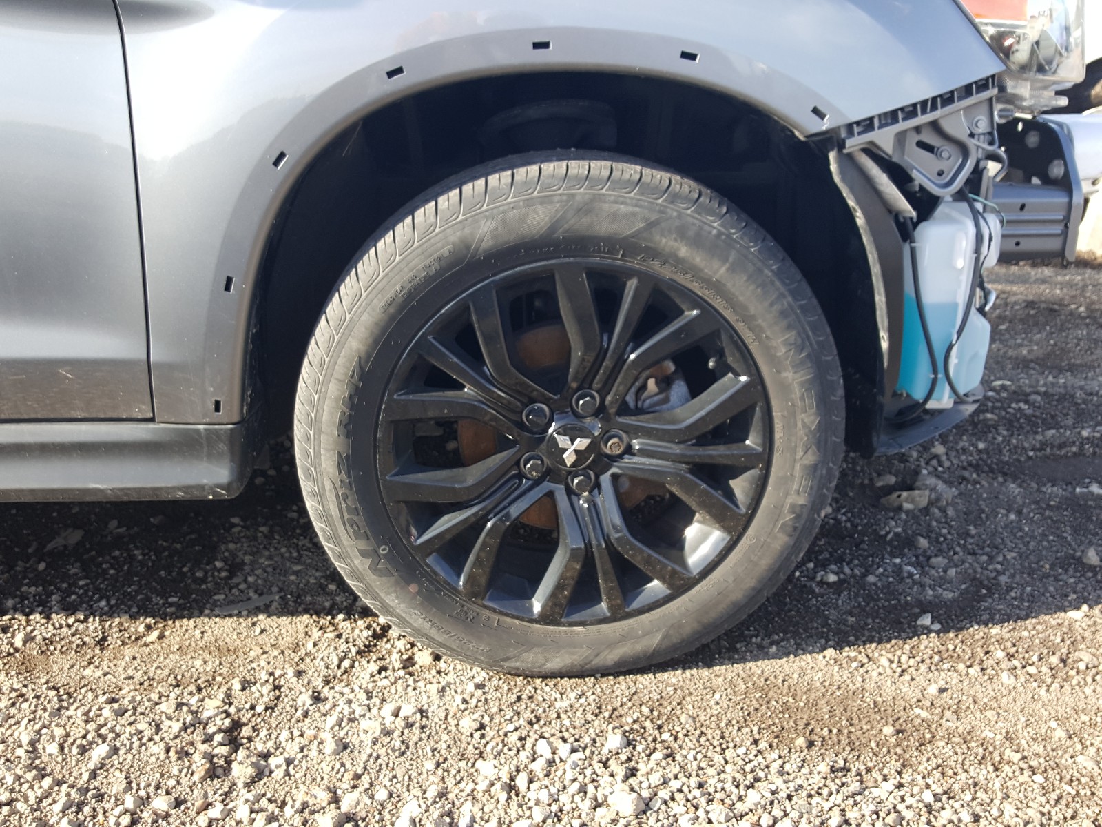 Photo 9 from auction – 2019 MITSUBISHI OUTLANDER with VIN JA4AP3AU2KU009422