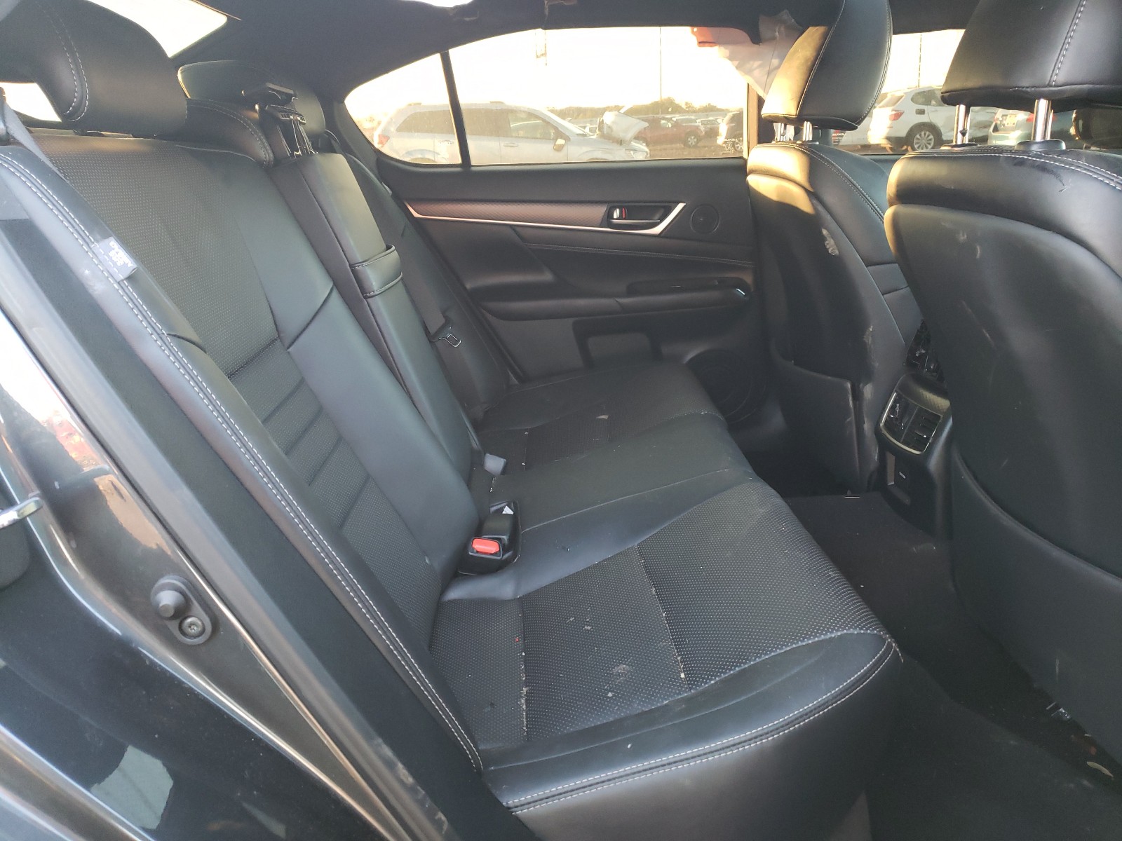 Photo 6 from auction – 2019 LEXUS GS 350 BAS with VIN JTHCZ1BL7KA011976
