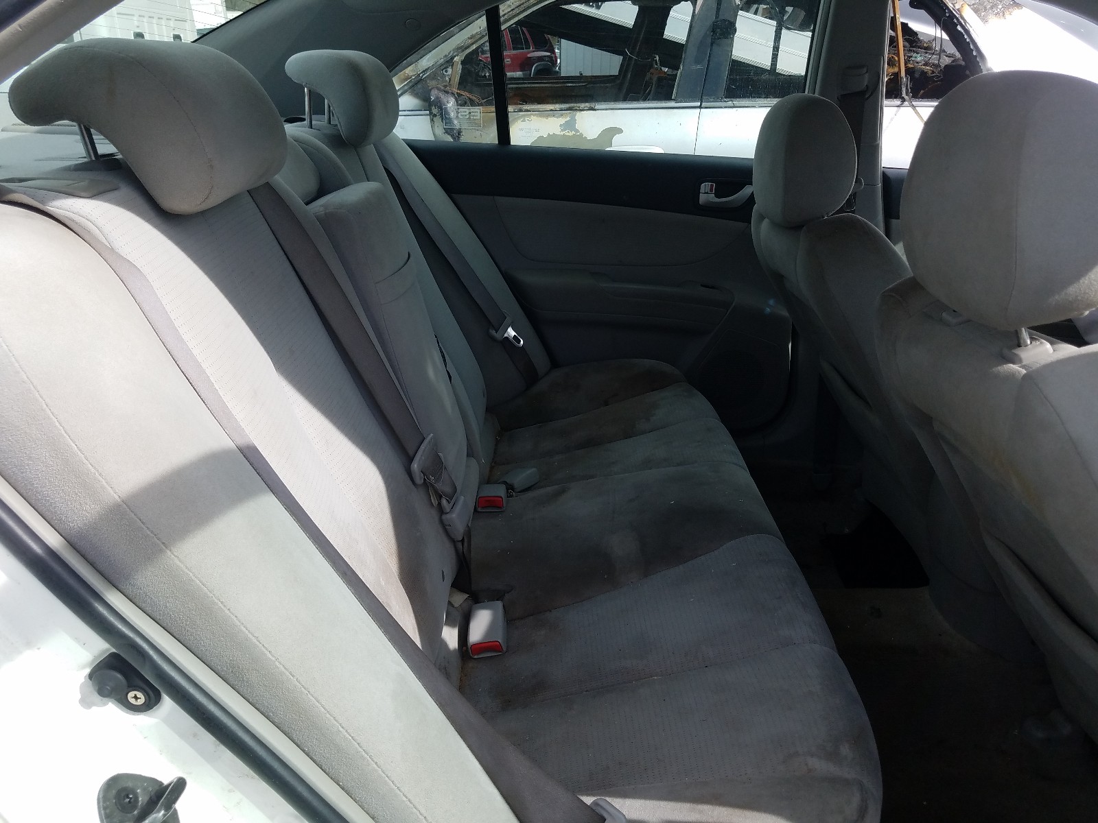 Photo 6 from auction – 2008 HYUNDAI SONATA SE with VIN 5NPEU46F38H345518