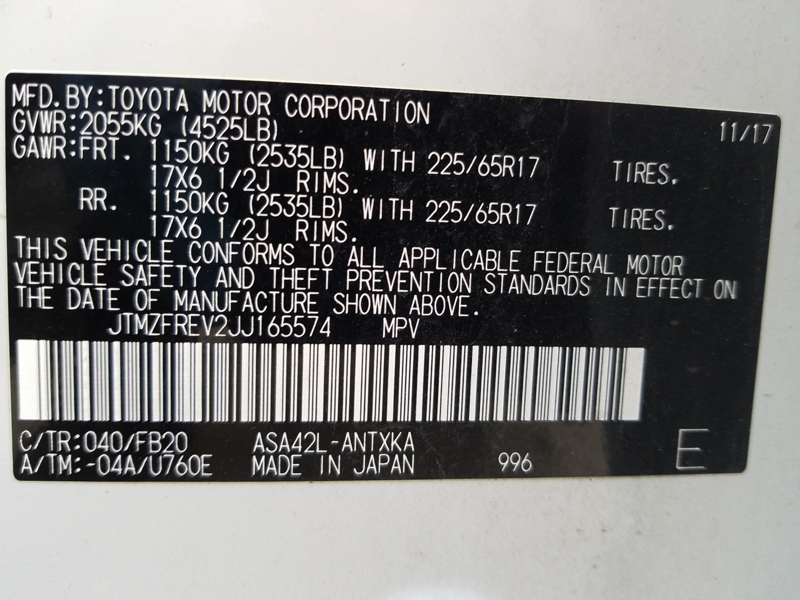 Photo 10 from auction – 2018 TOYOTA RAV4 LE with VIN JTMZFREV2JJ165574