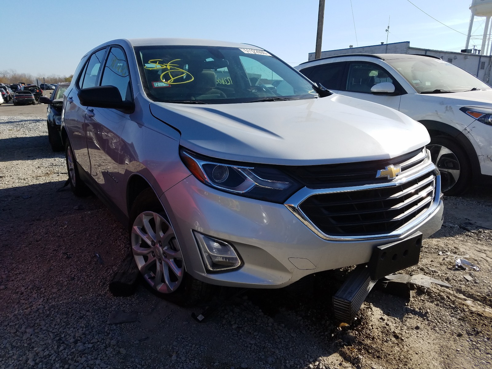 Photo 1 from auction – 2018 CHEVROLET EQUINOX LS with VIN 2GNAXHEV8J6331685