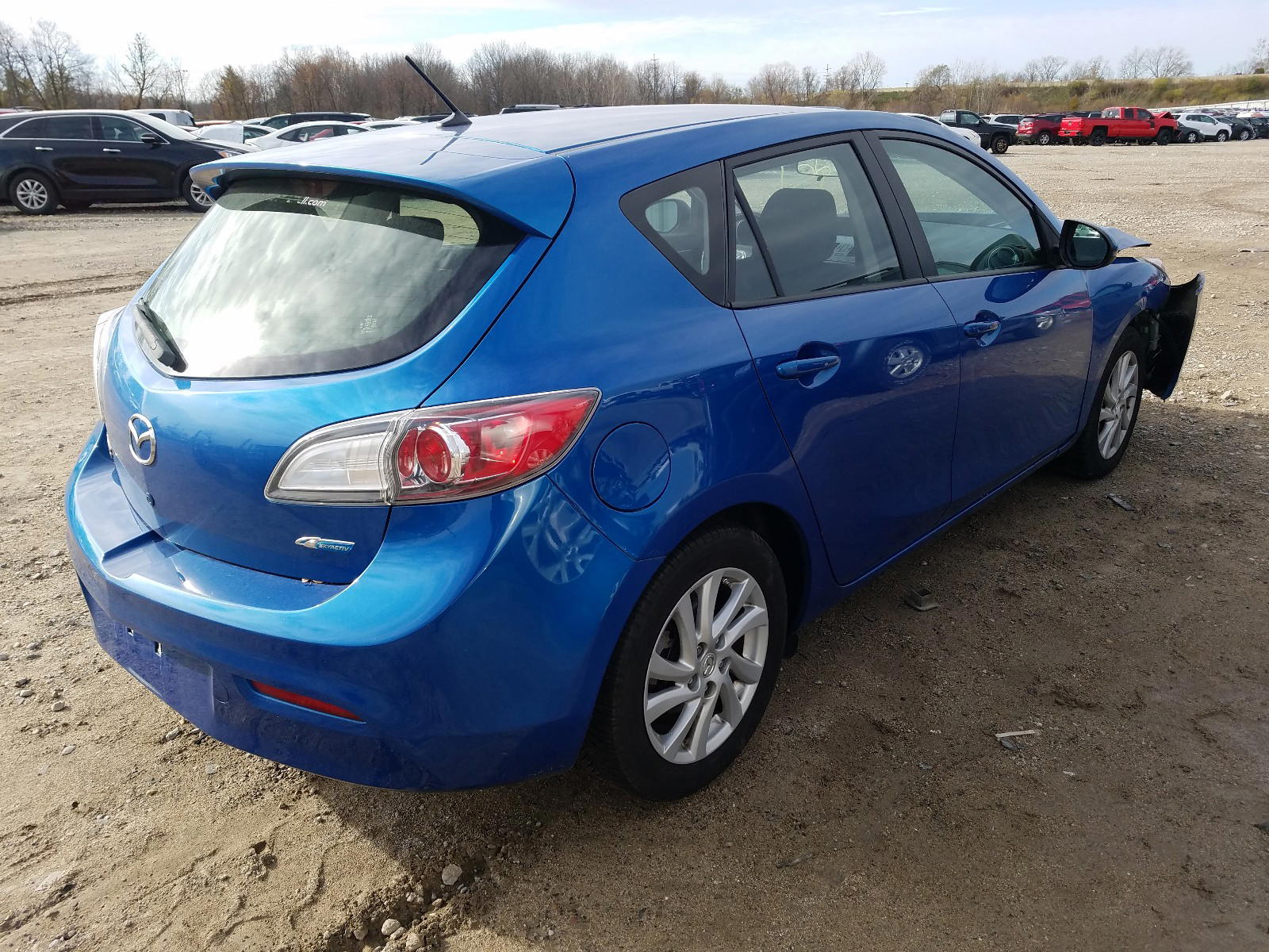 Photo 4 from auction – 2012 MAZDA 3 with VIN JM1BL1L74C1657624