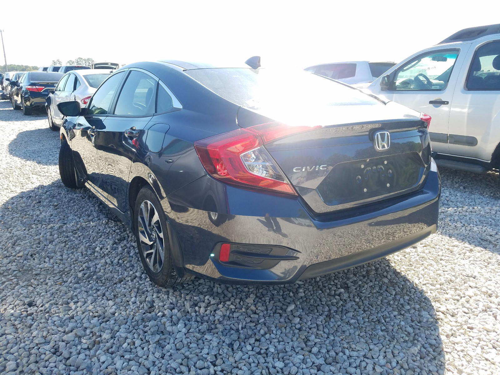 Photo 3 from auction – 2017 HONDA CIVIC EX with VIN 19XFC2F72HE051164