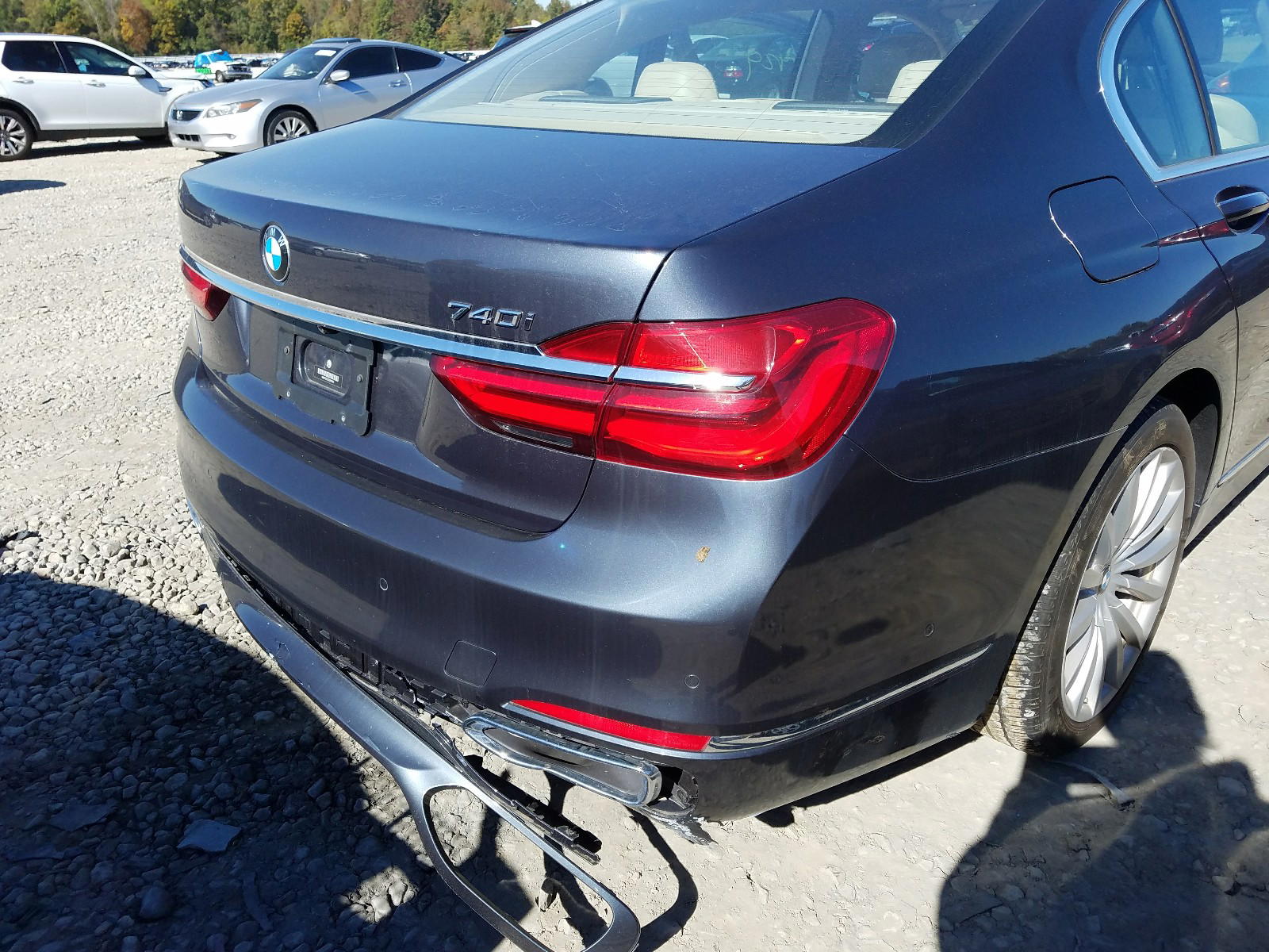 Photo 9 from auction – 2016 BMW 740 I with VIN WBA7E2C57GG547803
