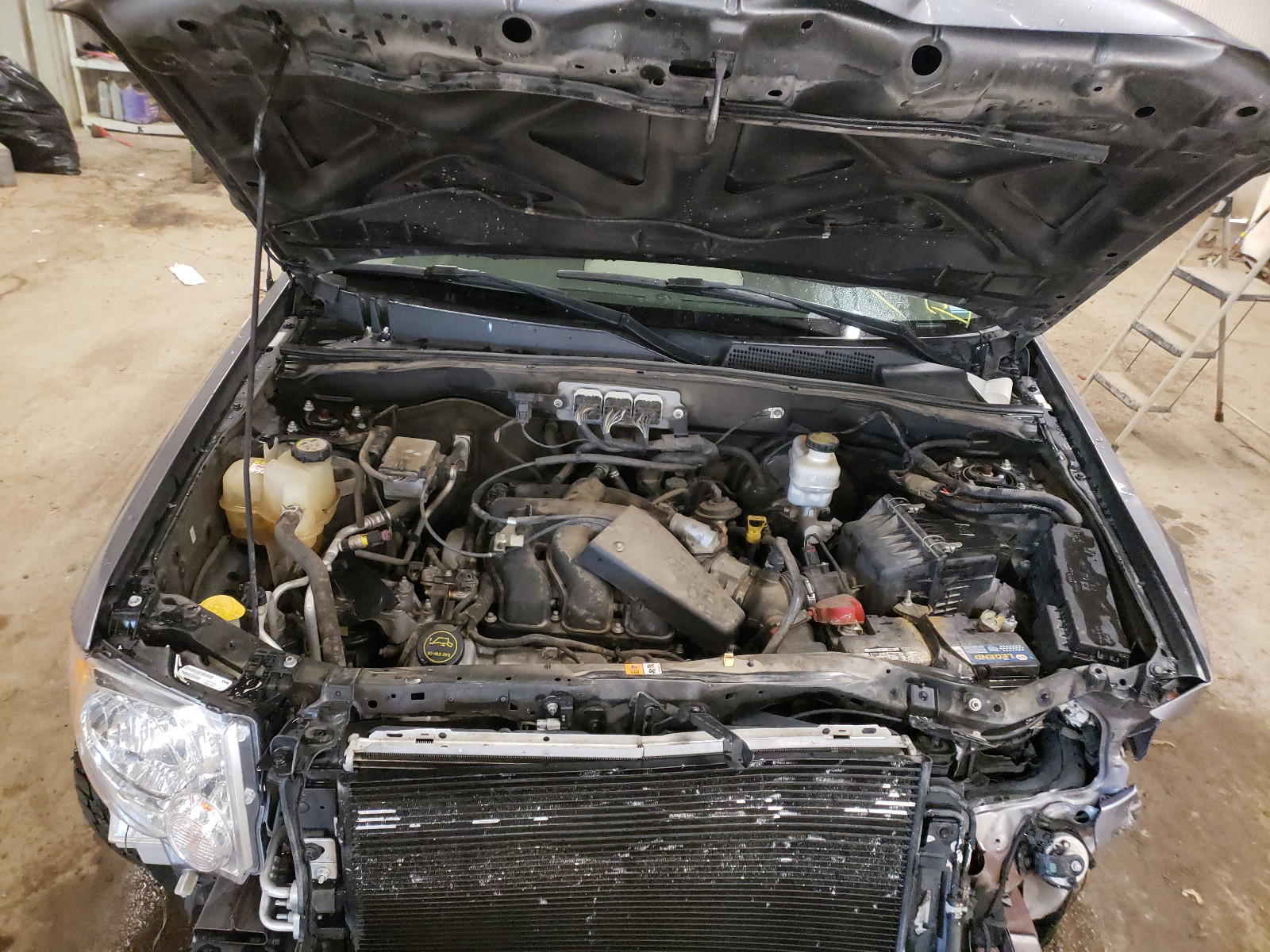Photo 7 from auction – 2008 FORD ESCAPE XLT with VIN 1FMCU03178KB77873