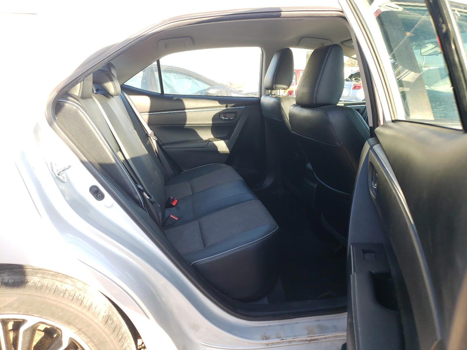 Photo 6 from auction – 2014 TOYOTA COROLLA L with VIN 2T1BURHE1EC001687