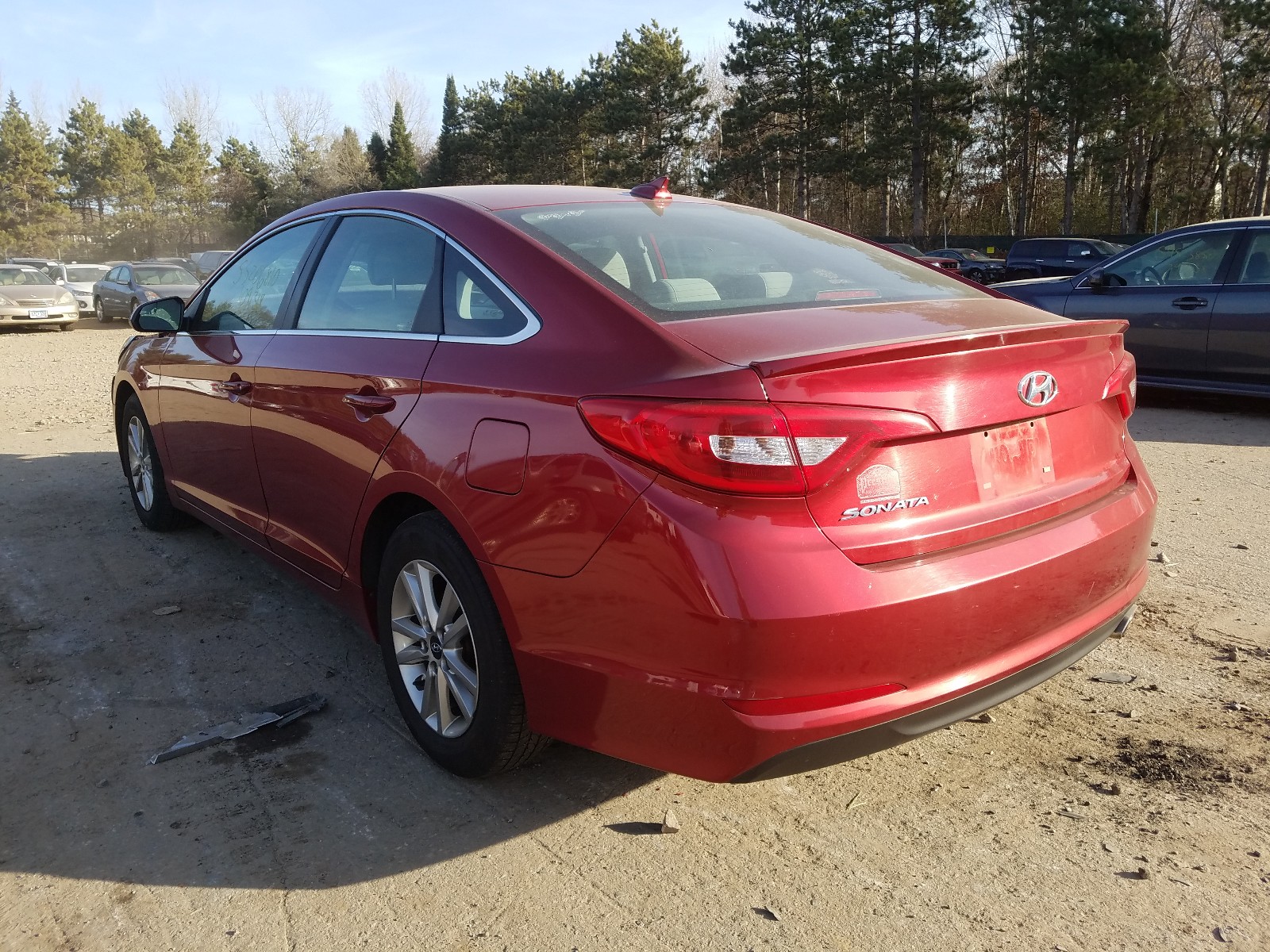 Photo 3 from auction – 2015 HYUNDAI SONATA SE with VIN 5NPE24AF4FH060904