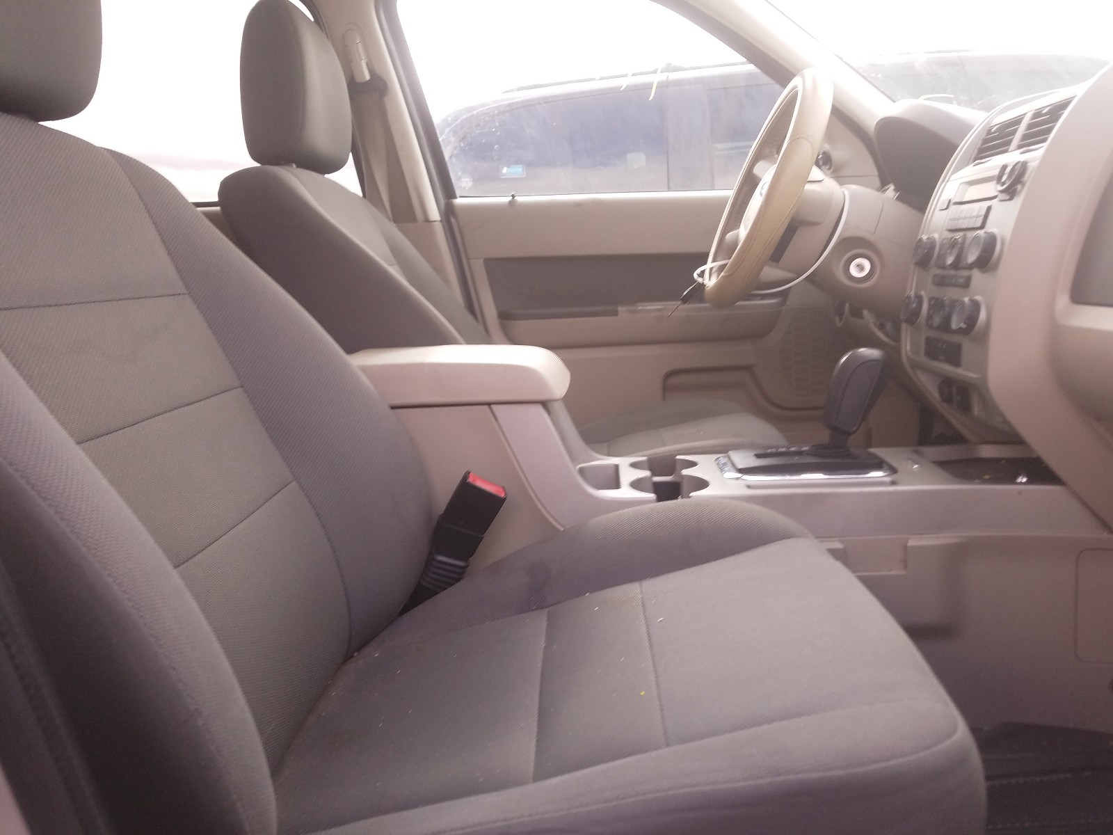 Photo 5 from auction – 2009 FORD ESCAPE XLT with VIN 1FMCU03G29KA64032