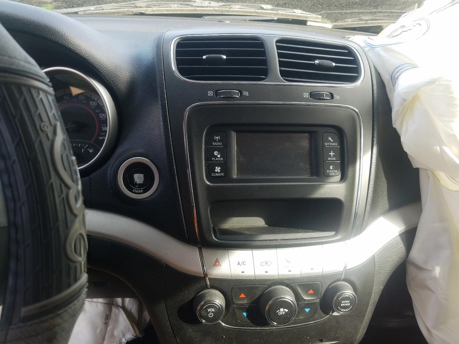 Photo 9 from auction – 2014 DODGE JOURNEY SE with VIN 3C4PDCAB7ET279753