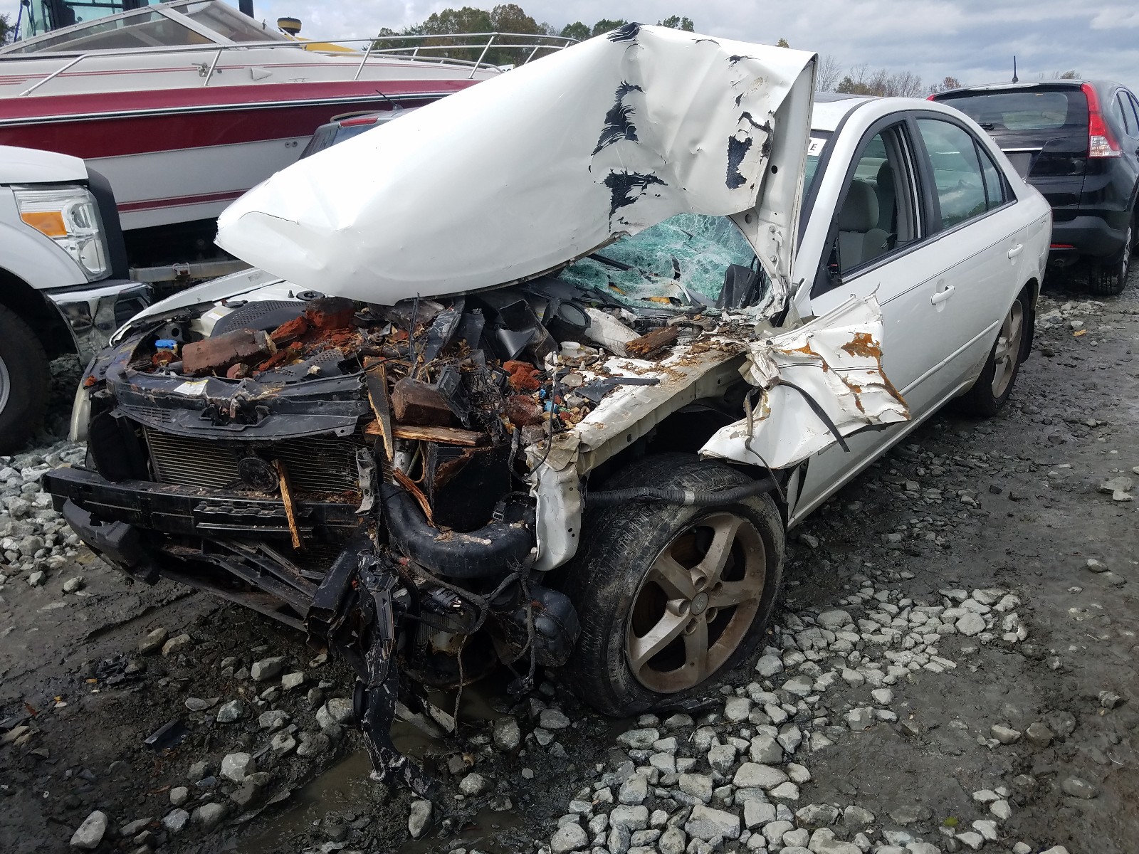 Photo 2 from auction – 2008 HYUNDAI SONATA SE with VIN 5NPEU46F38H345518