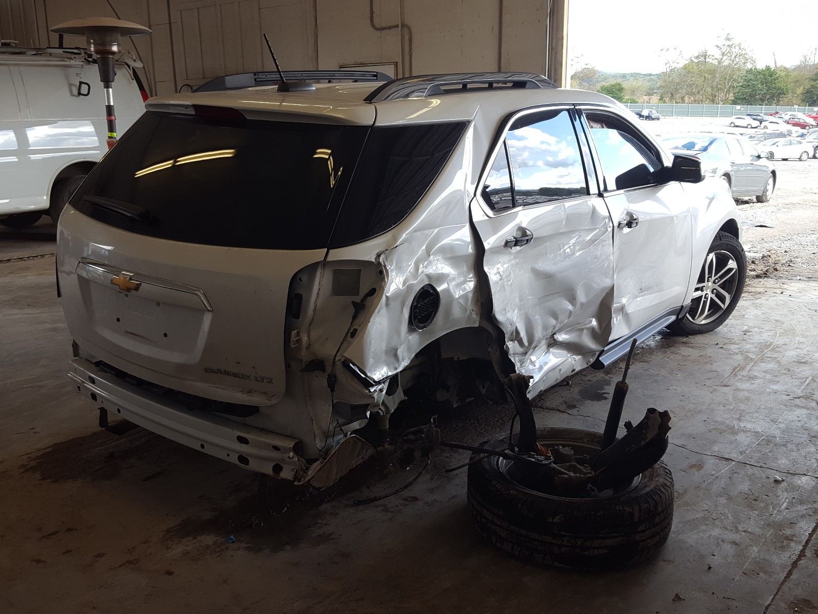 Photo 4 from auction – 2016 CHEVROLET EQUINOX LT with VIN 2GNALDEK9G6129778