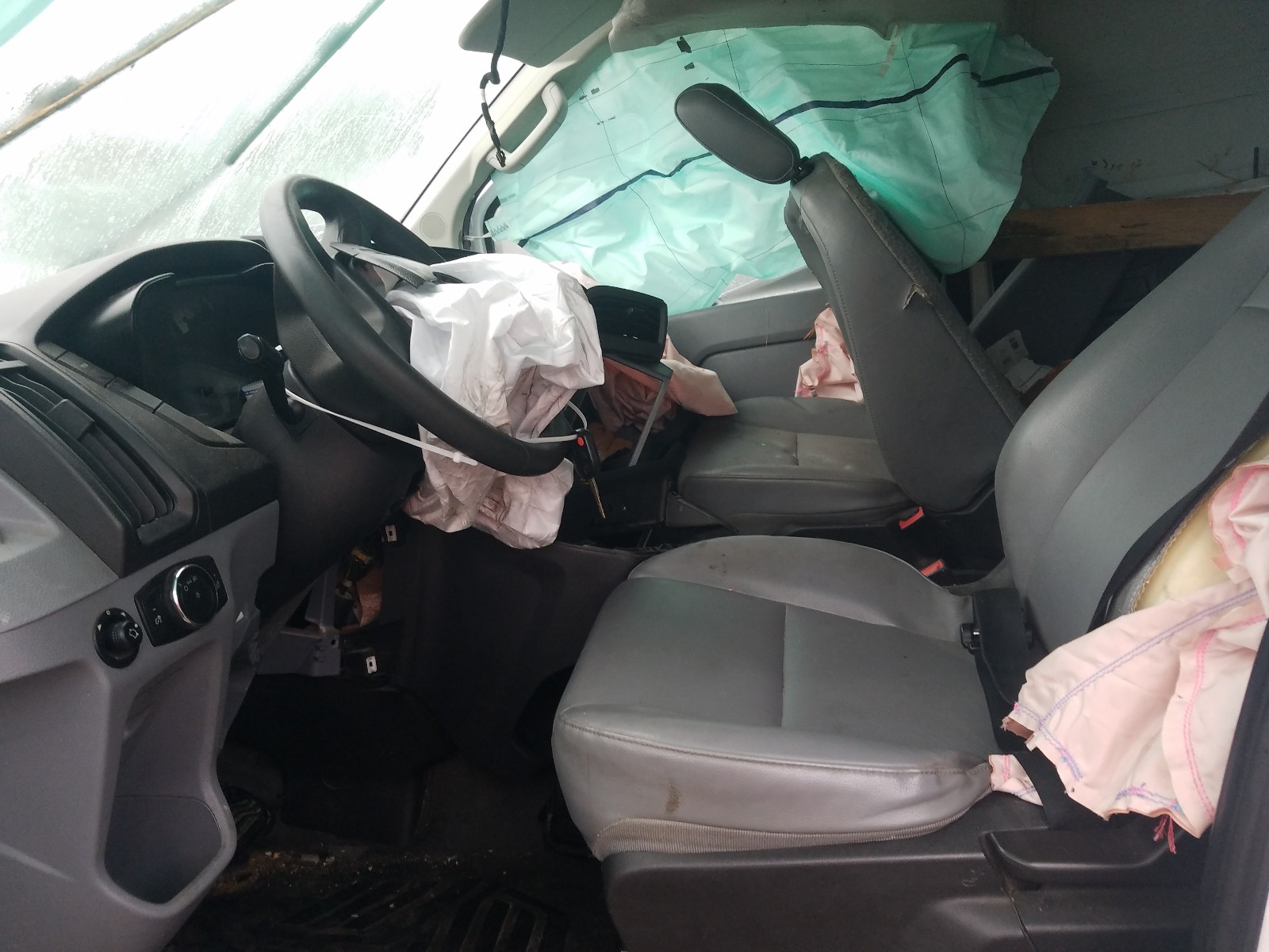 Photo 5 from auction – 2016 FORD TRANSIT T- with VIN 1FTYE1ZM9GKA14946