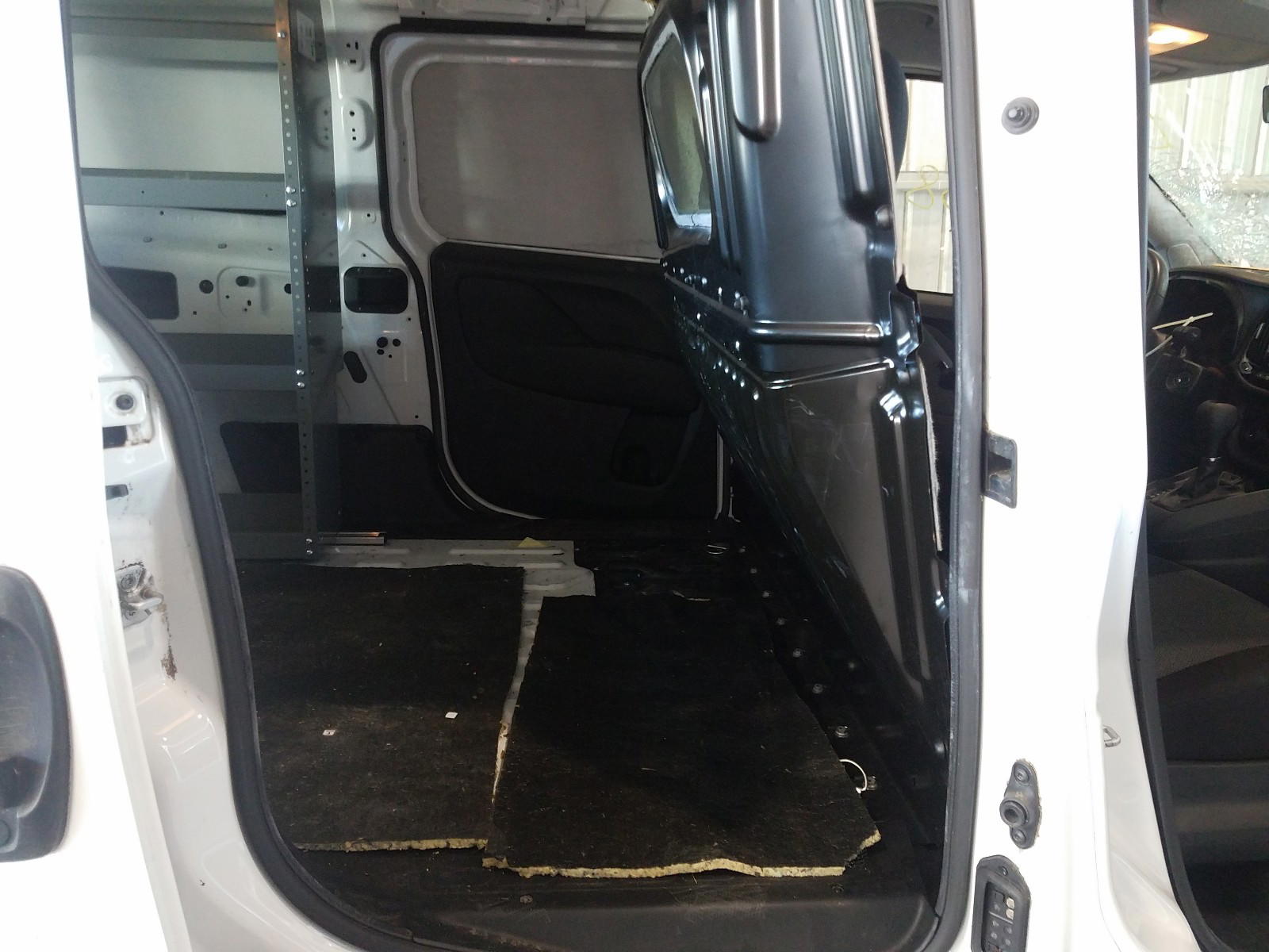 Photo 6 from auction – 2016 RAM PROMASTER with VIN ZFBERFAT3G6B70793
