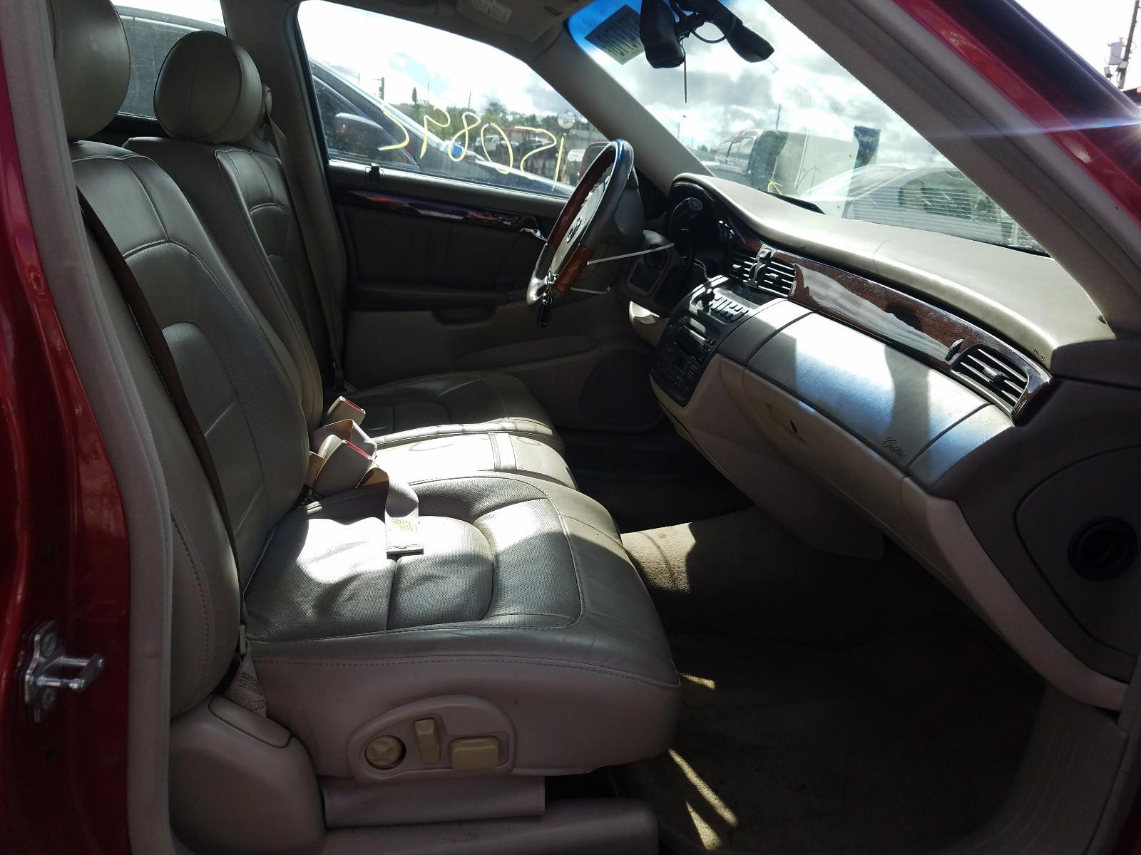 Photo 5 from auction – 2004 CADILLAC DEVILLE DH with VIN 1G6KE57Y64U177916