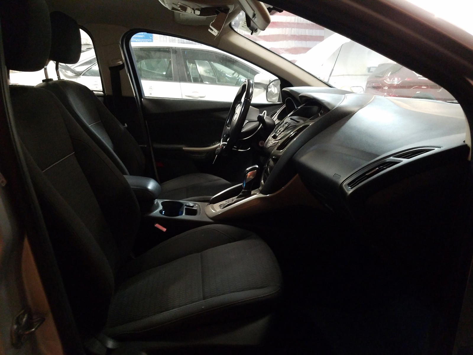 Photo 5 from auction – 2012 FORD FOCUS SEL with VIN 1FAHP3H2XCL316133