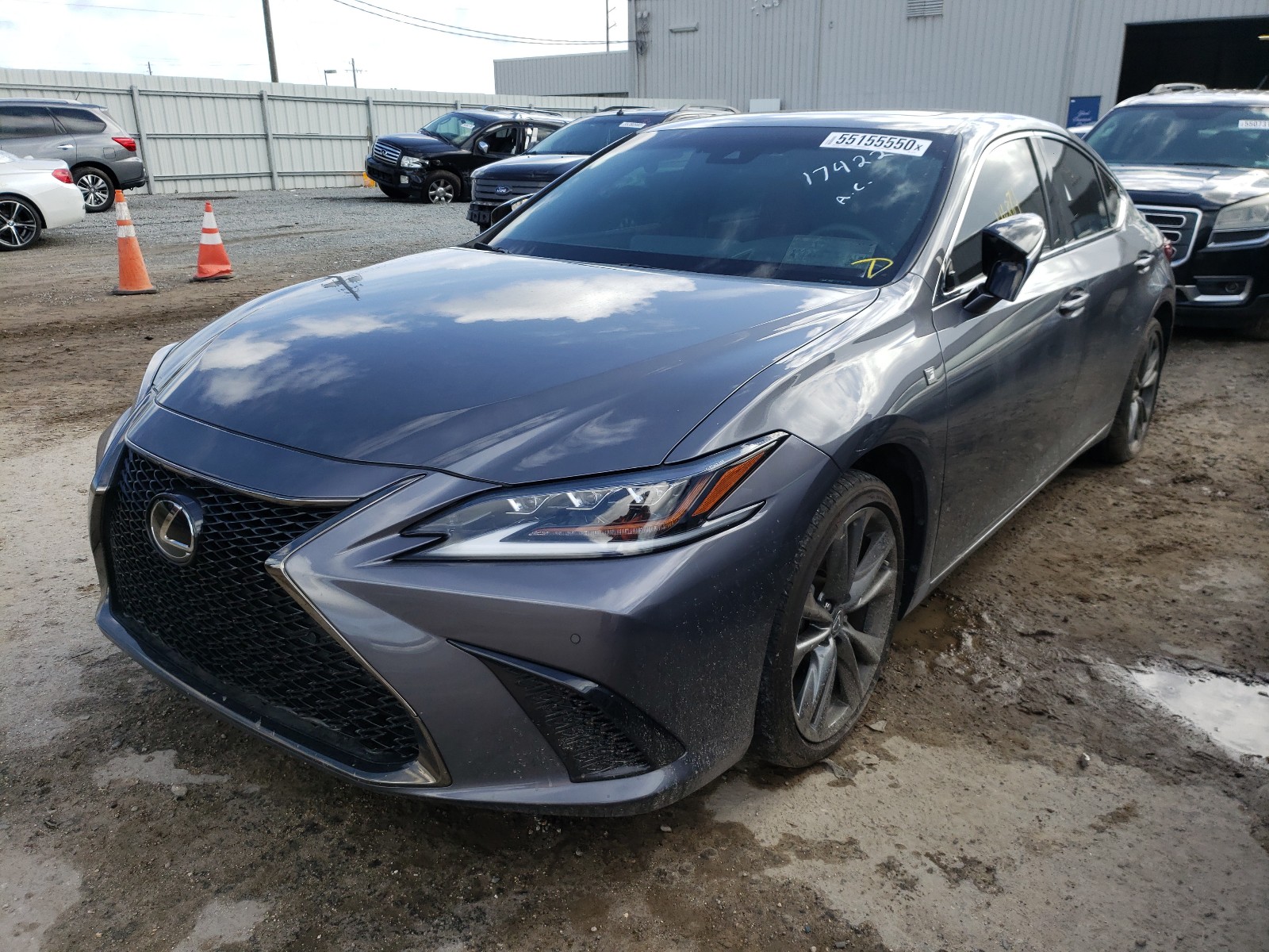 Photo 2 from auction – 2019 LEXUS ES 350 with VIN 58ABZ1B12KU031714