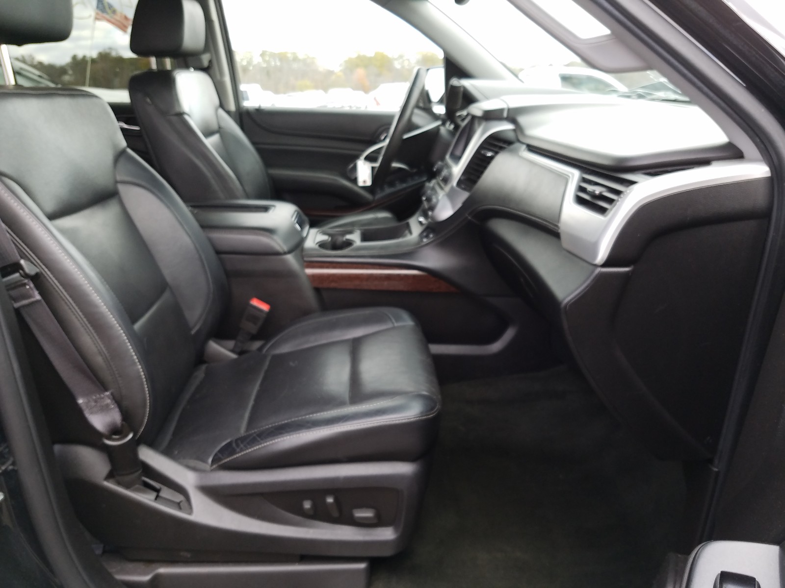 Photo 5 from auction – 2015 GMC YUKON SLT with VIN 1GKS2BKC2FR539105