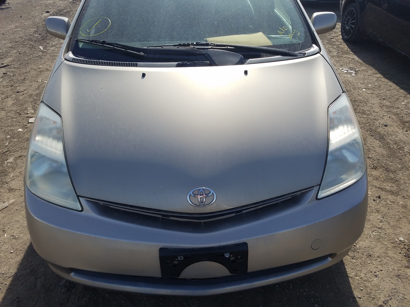 Photo 7 from auction – 2004 TOYOTA PRIUS with VIN JTDKB20UX40060195