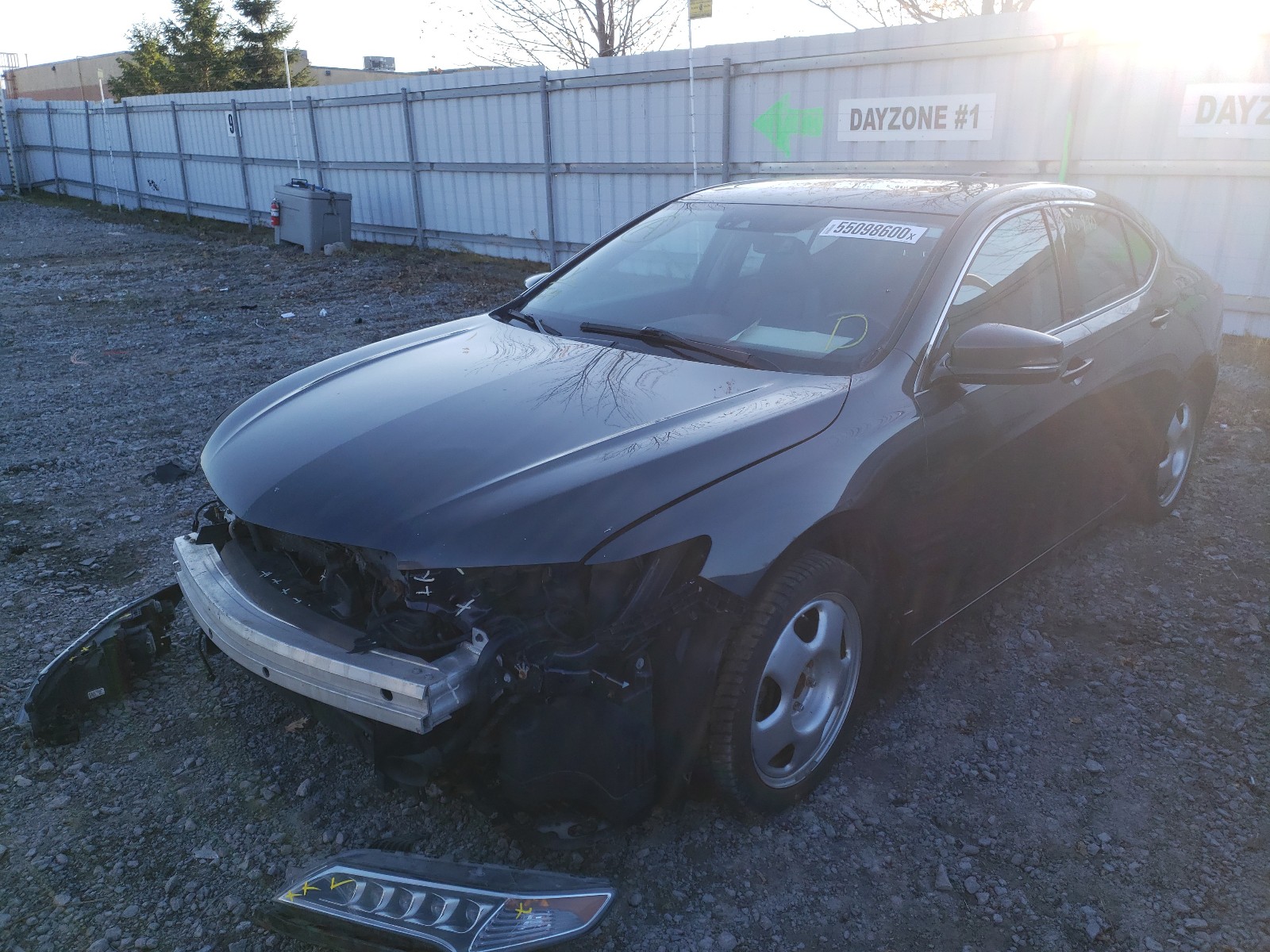 Photo 2 from auction – 2015 ACURA TLX TECH with VIN 19UUB3F56FA800094