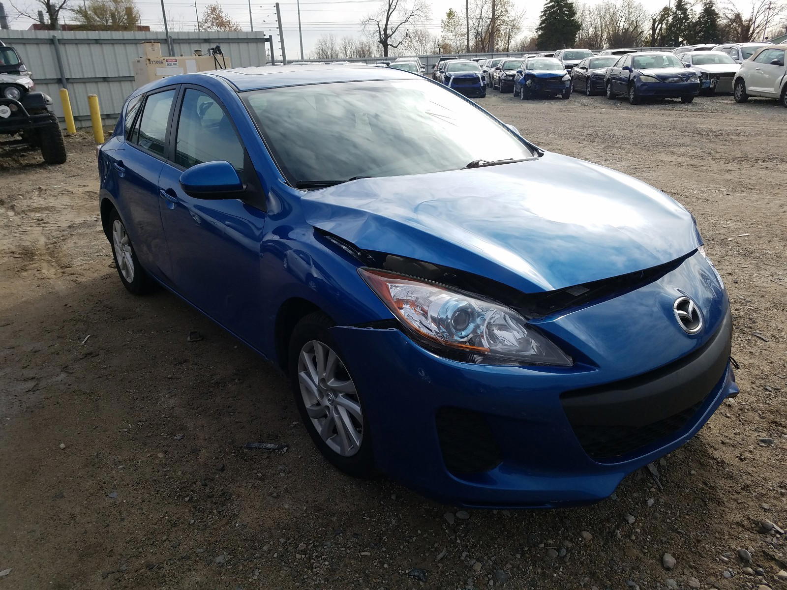 MAZDA 3 2012 with VIN JM1BL1L74C1657624 - Photo from auction
