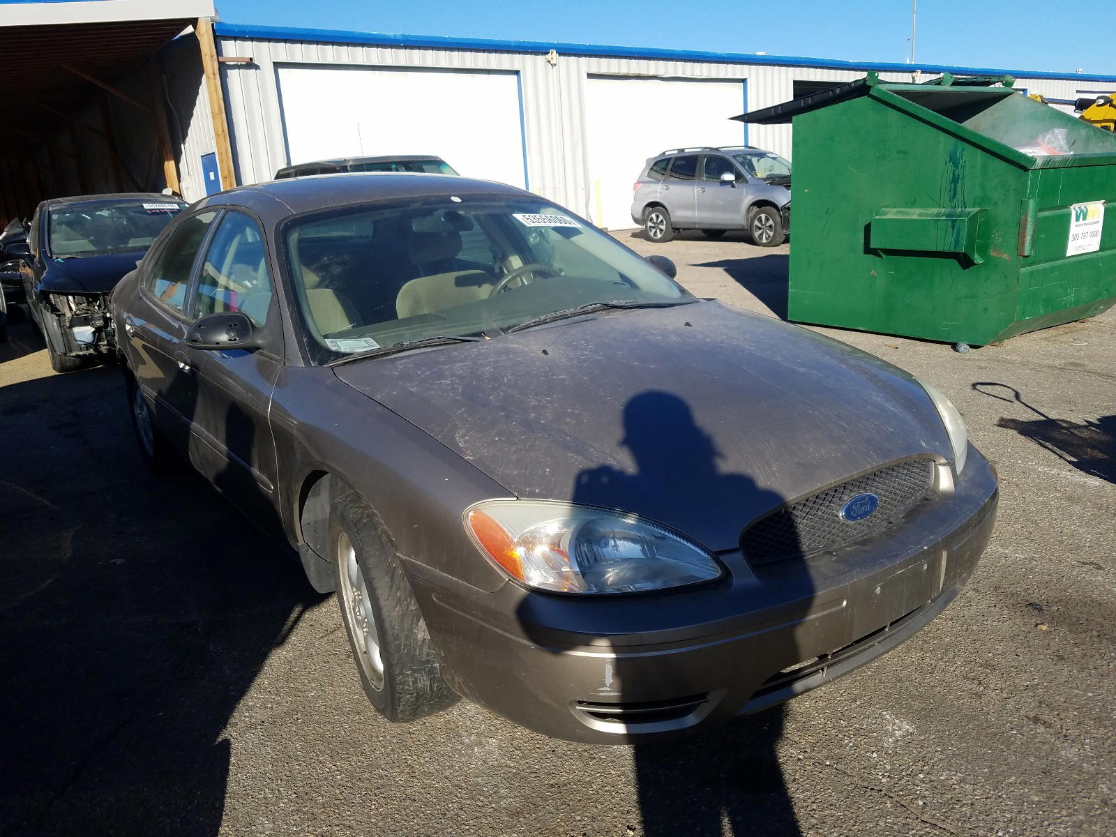 FORD TAURUS SE 2006 with VIN 1FAFP53U66A109010 - Photo from auction