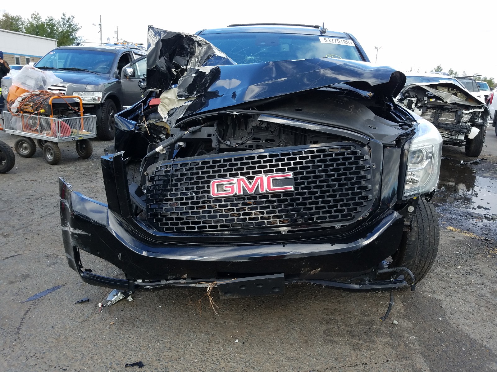 Photo 9 from auction – 2015 GMC YUKON SLT with VIN 1GKS2BKC2FR539105