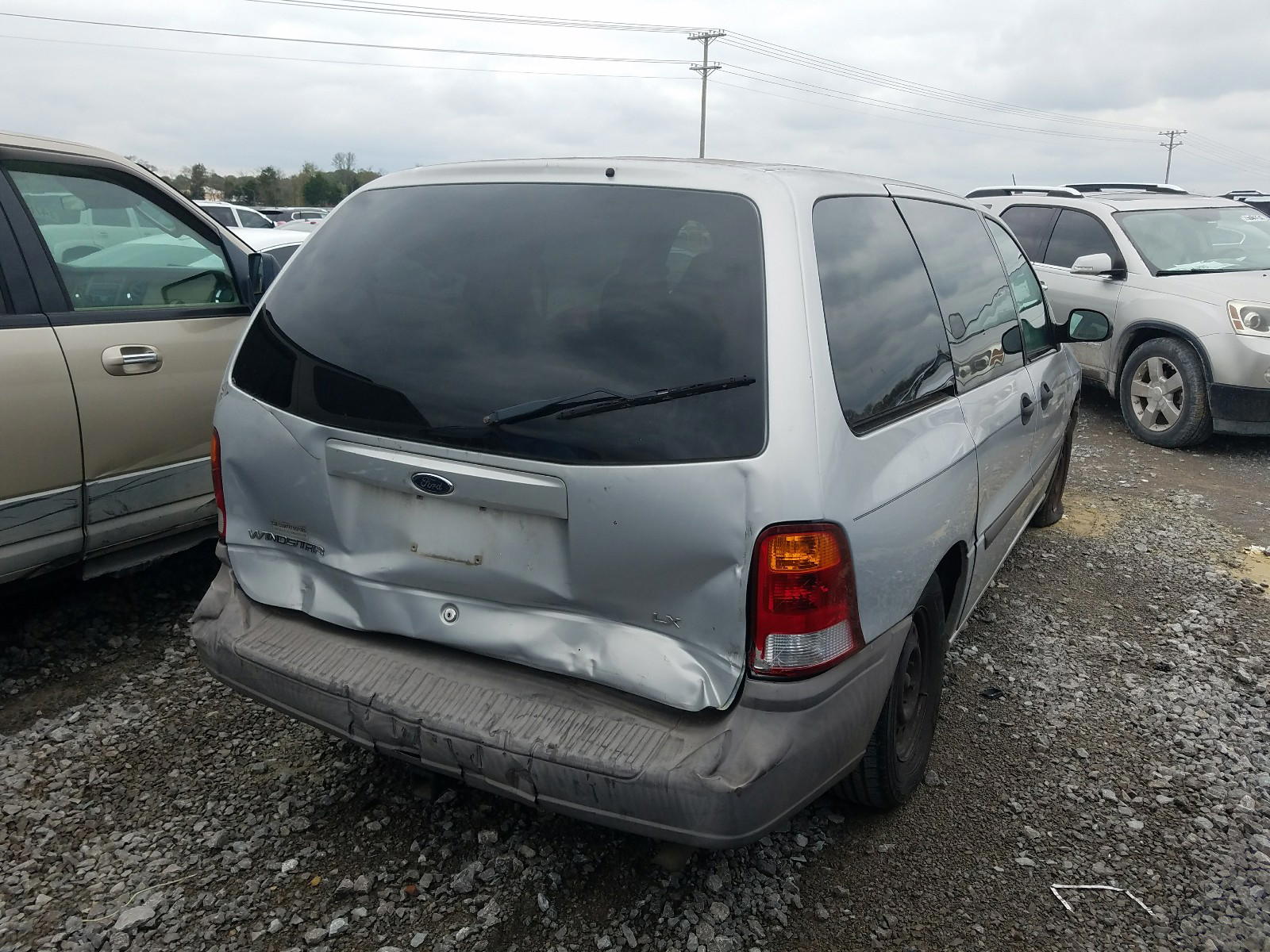 Photo 4 from auction – 2002 FORD WINDSTAR L with VIN 2FMZA504X2BB81318