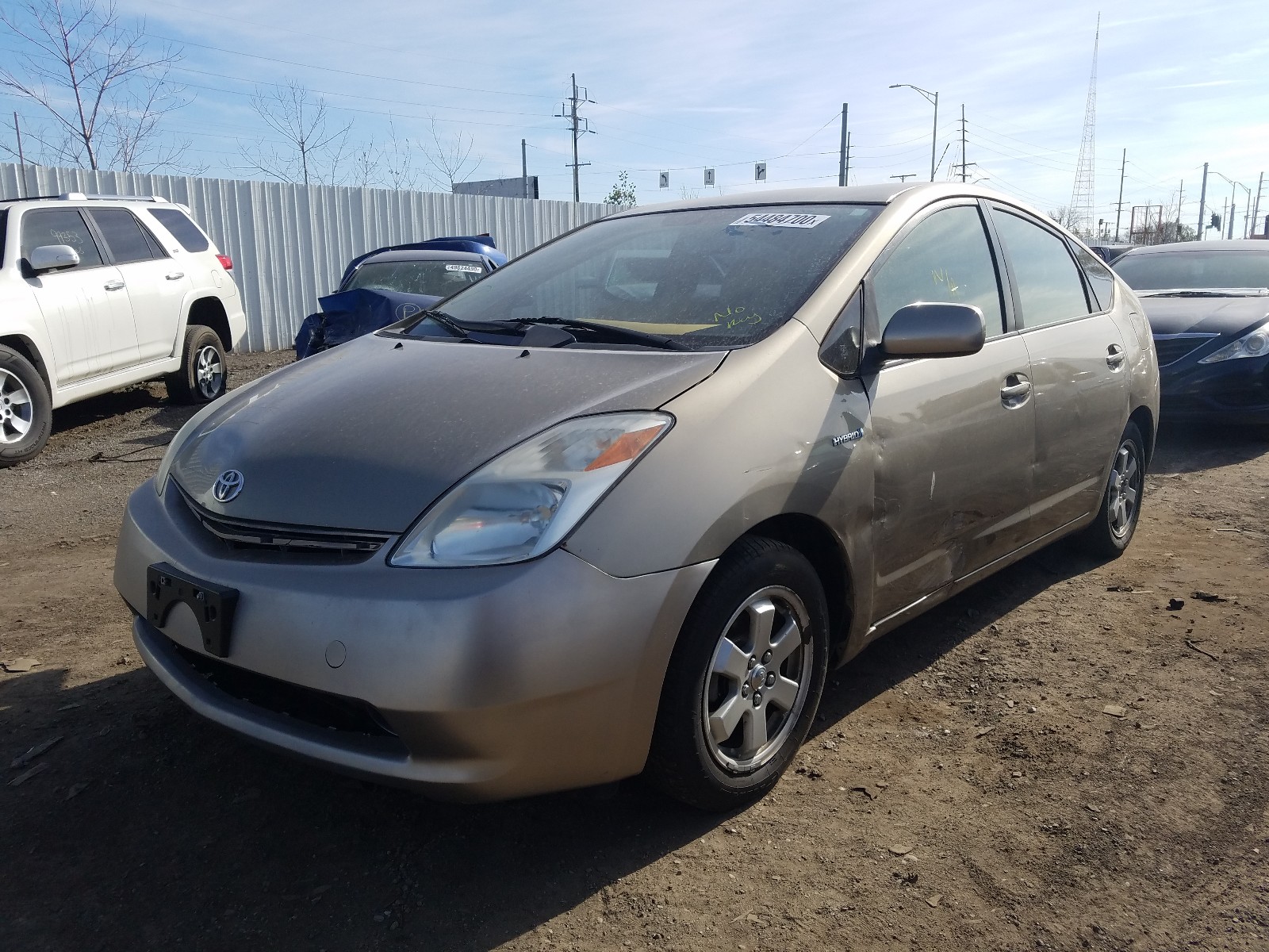 Photo 2 from auction – 2004 TOYOTA PRIUS with VIN JTDKB20UX40060195