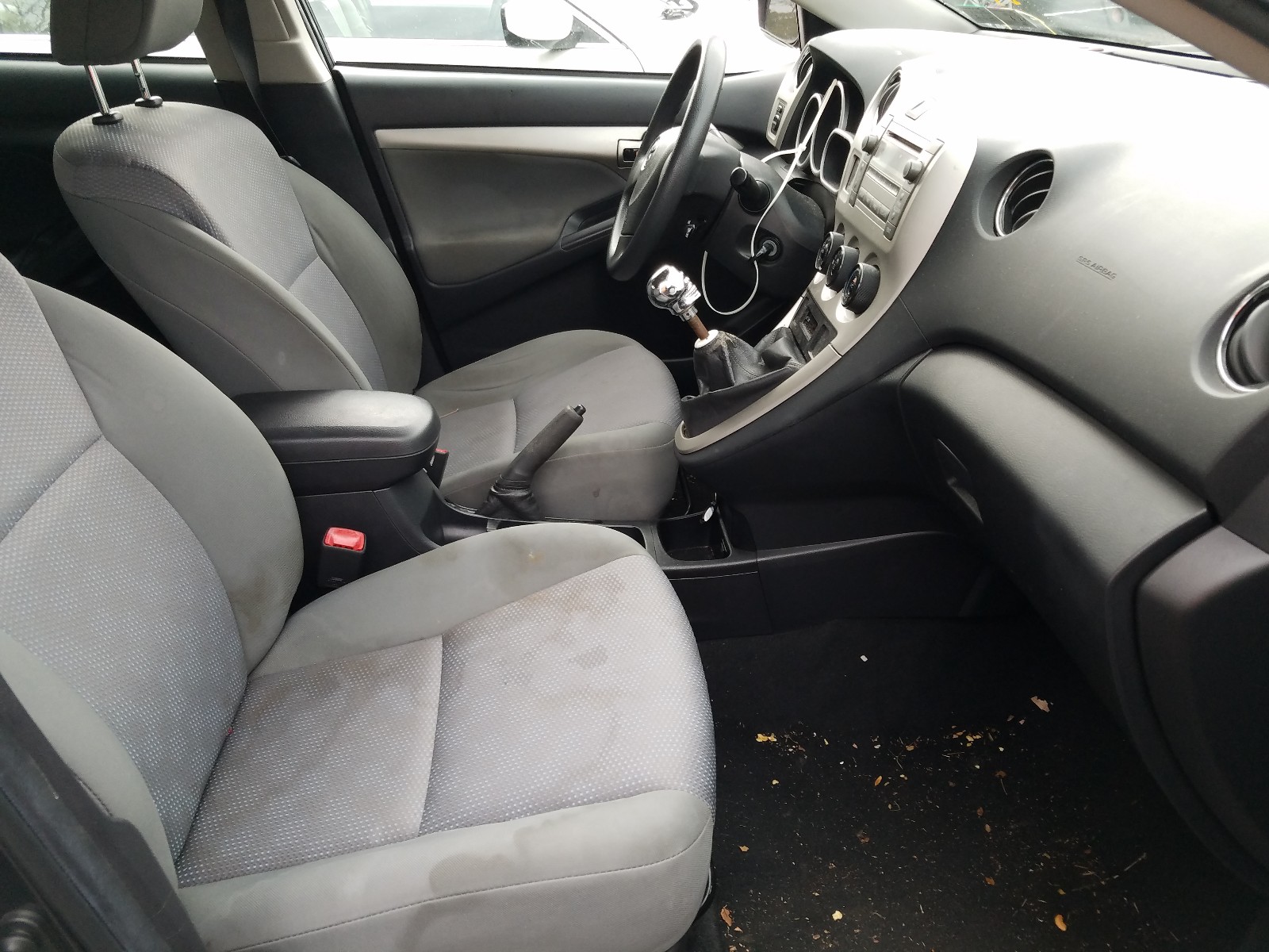 Photo 5 from auction – 2009 TOYOTA COROLLA MA with VIN 2T1KU40E19C176882