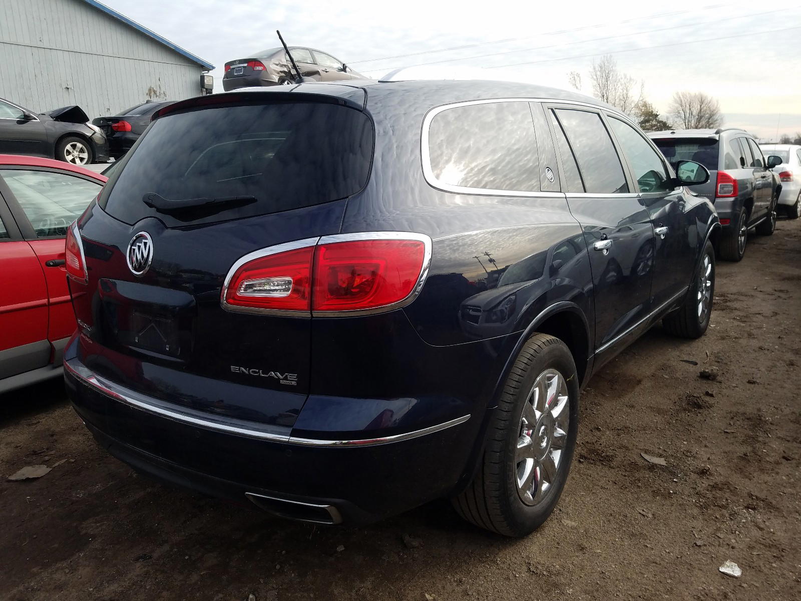 Photo 4 from auction – 2015 BUICK ENCLAVE with VIN 5GAKVBKD5FJ244897