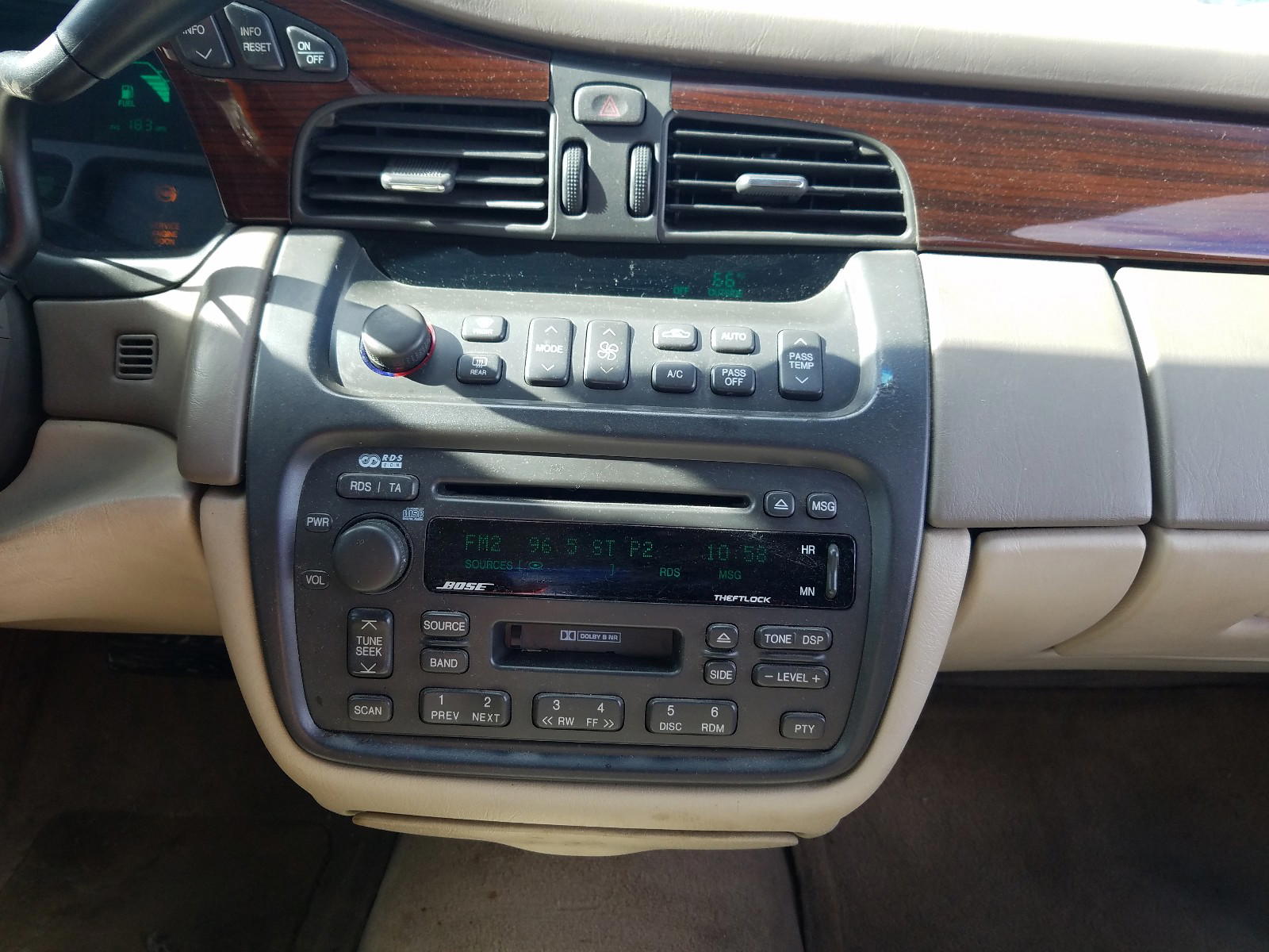 Photo 9 from auction – 2004 CADILLAC DEVILLE DH with VIN 1G6KE57Y64U177916