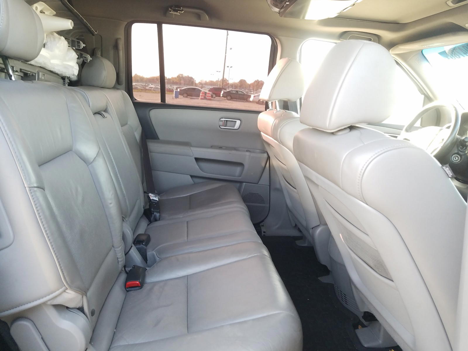 Photo 6 from auction – 2011 HONDA PILOT EXL with VIN 5FNYF4H5XBB052264