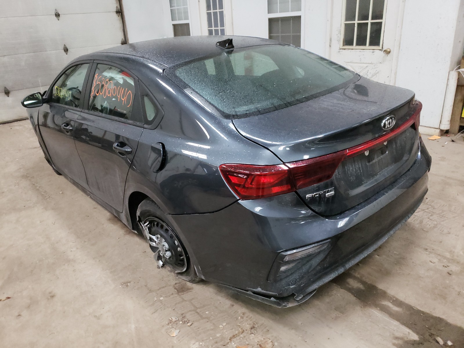 Photo 3 from auction – 2020 KIA FORTE FE with VIN 3KPF24AD4LE159127