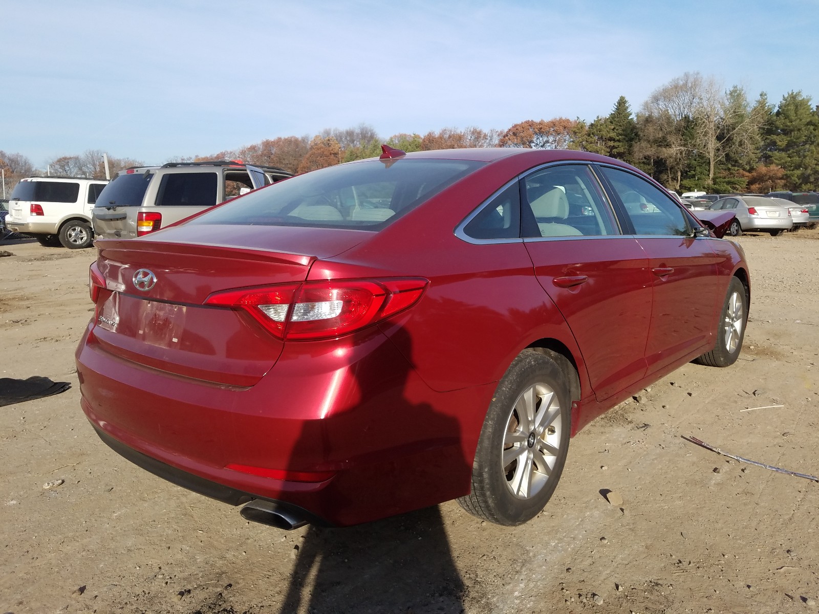 Photo 4 from auction – 2015 HYUNDAI SONATA SE with VIN 5NPE24AF4FH060904