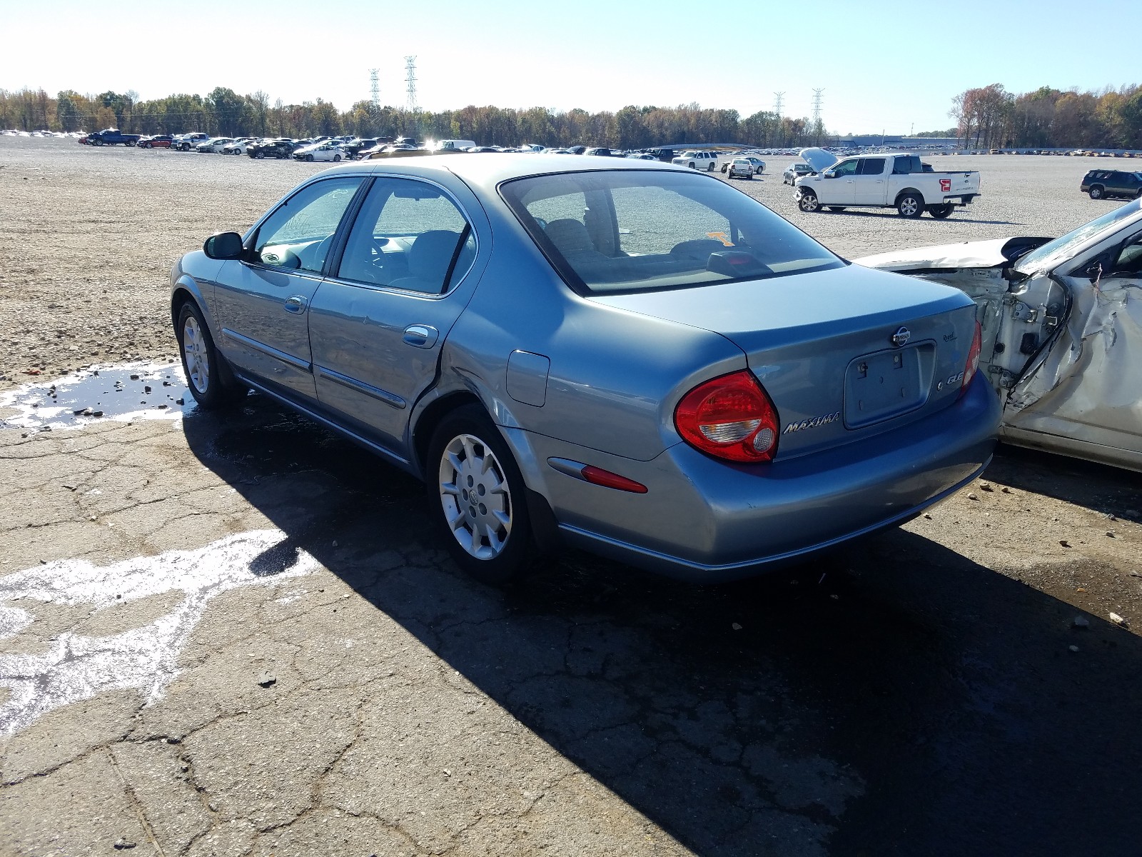 Photo 3 from auction – 2000 NISSAN MAXIMA GLE with VIN JN1CA31D6YT502280